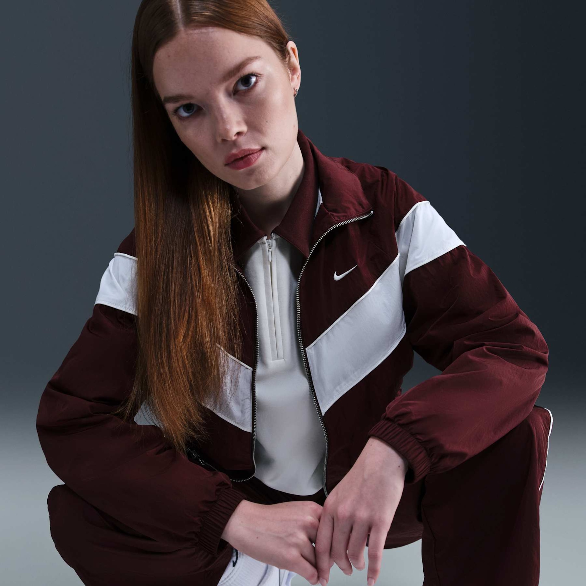 Jaqueta Nike Sportswear Woven Feminina - Foto 3