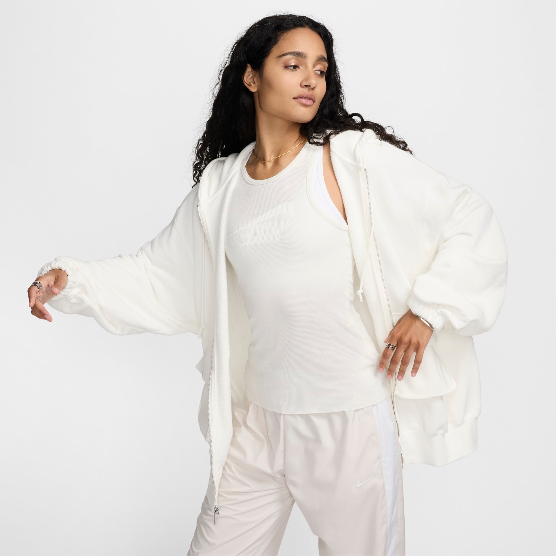 Jaqueta  Nike Sportswear Oversized Dance Feminina - Foto 1