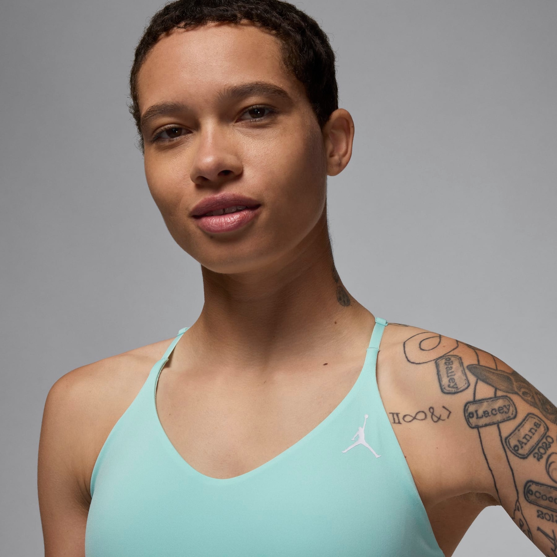 Top Jordan Indy Feminino - Foto 3