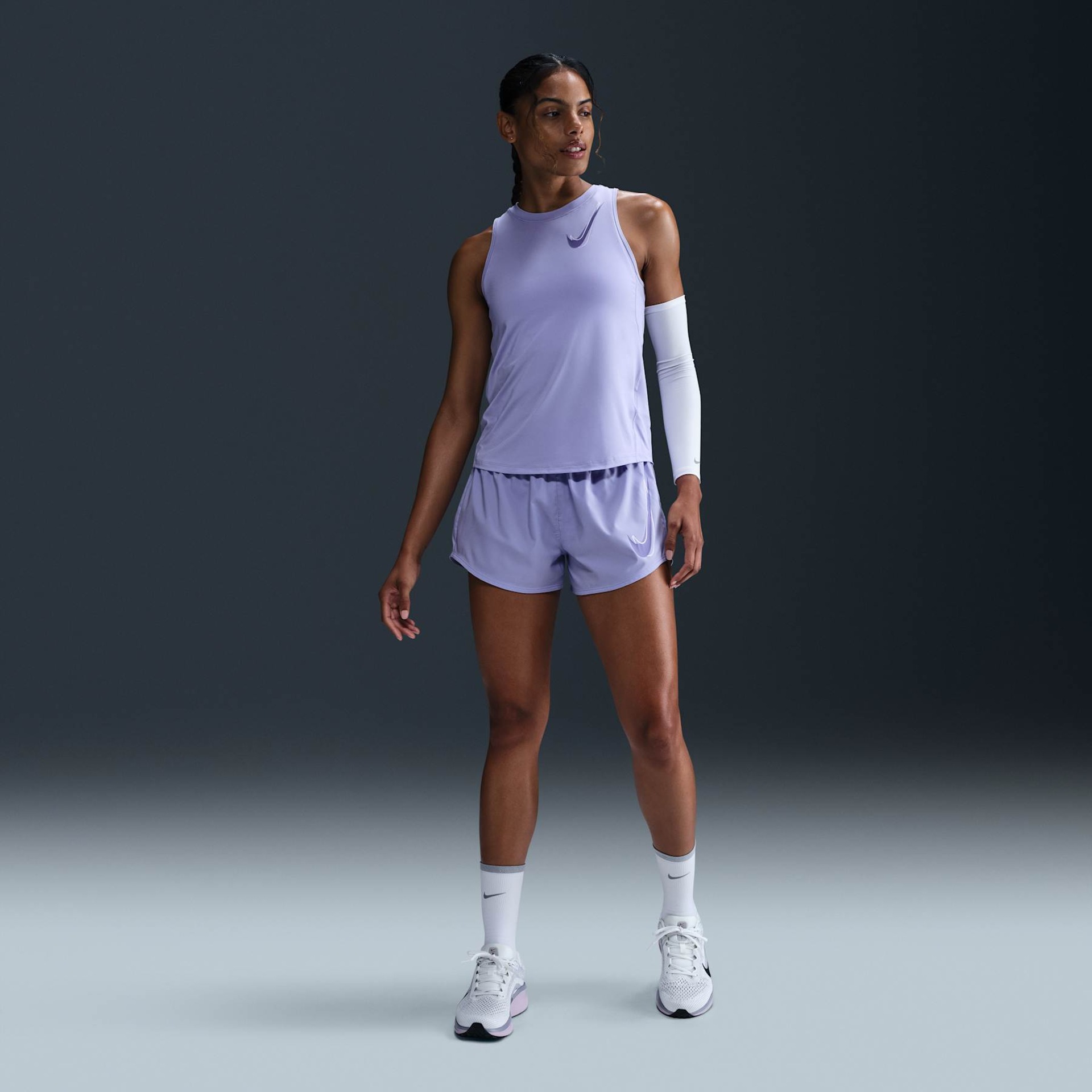 Camiseta Nike One Swoosh Feminina - Foto 4