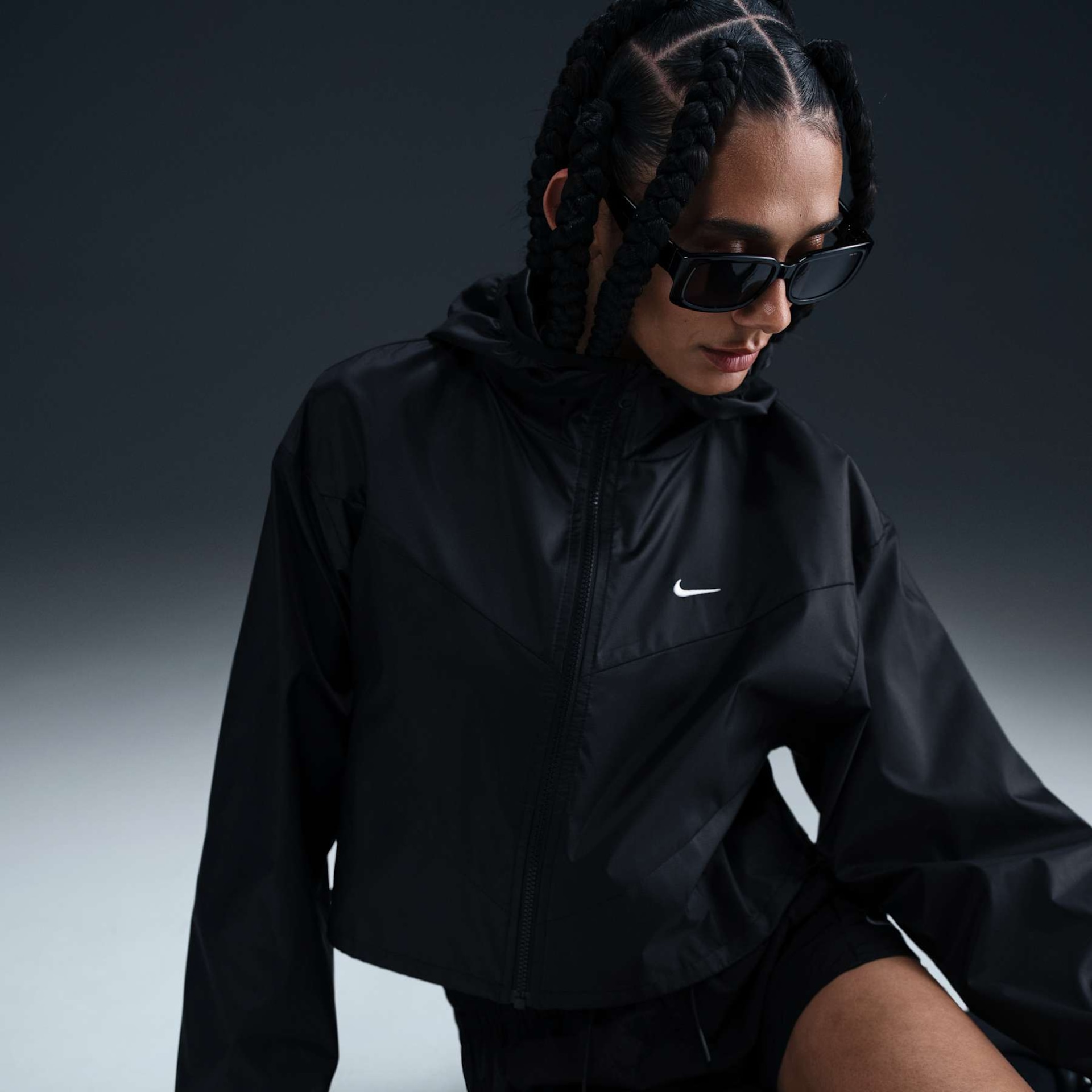 Jaqueta Nike Sportswear Windrunner Feminina - Foto 3