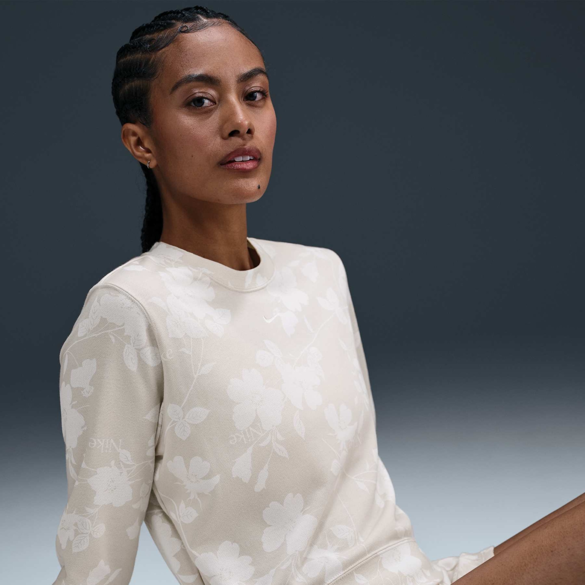 Blusão Nike Sportswear Chill Terry Feminino - Foto 3