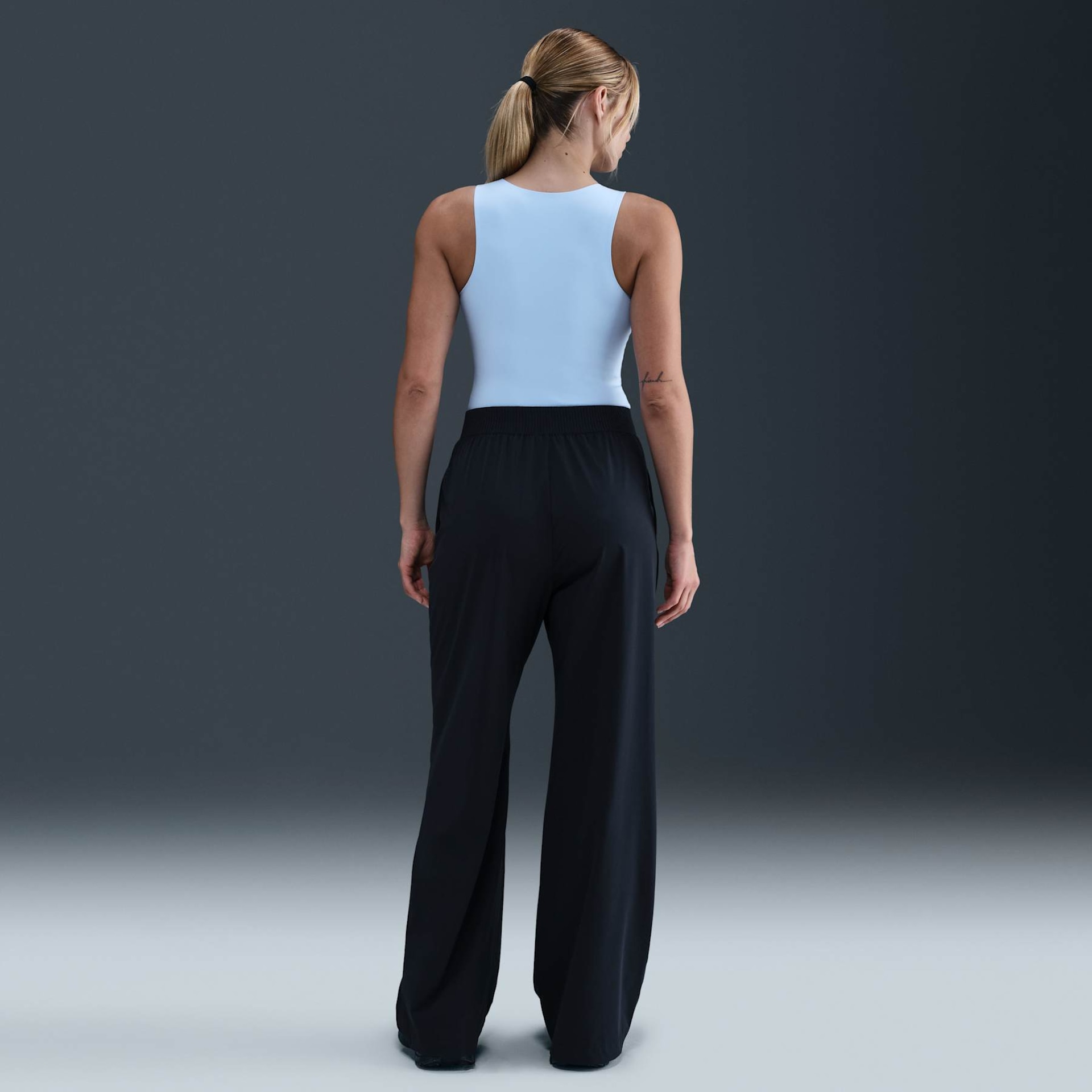 Body Nike Dri-FIT Feminino - Foto 4