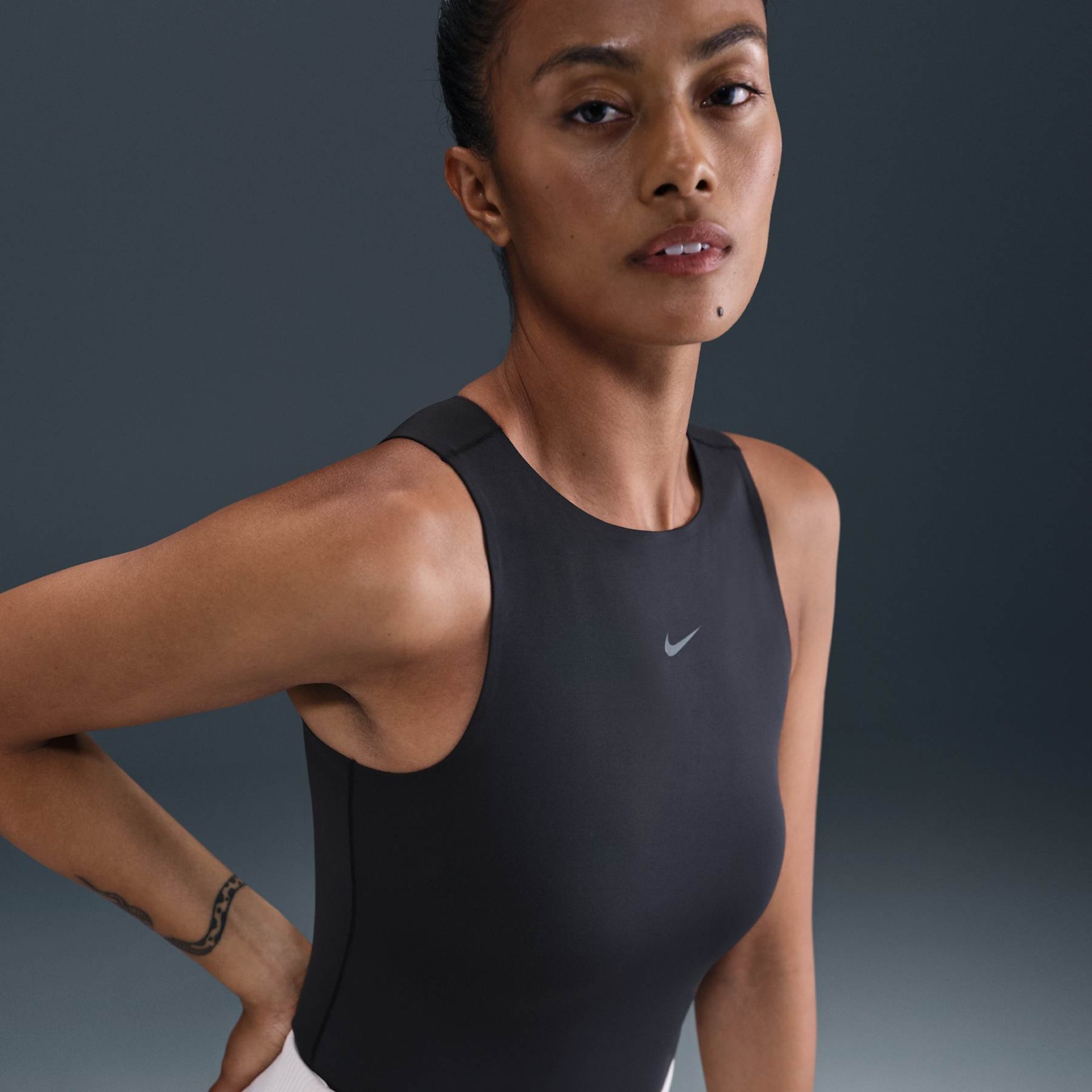 Body Nike Dri-FIT Feminino - Foto 2