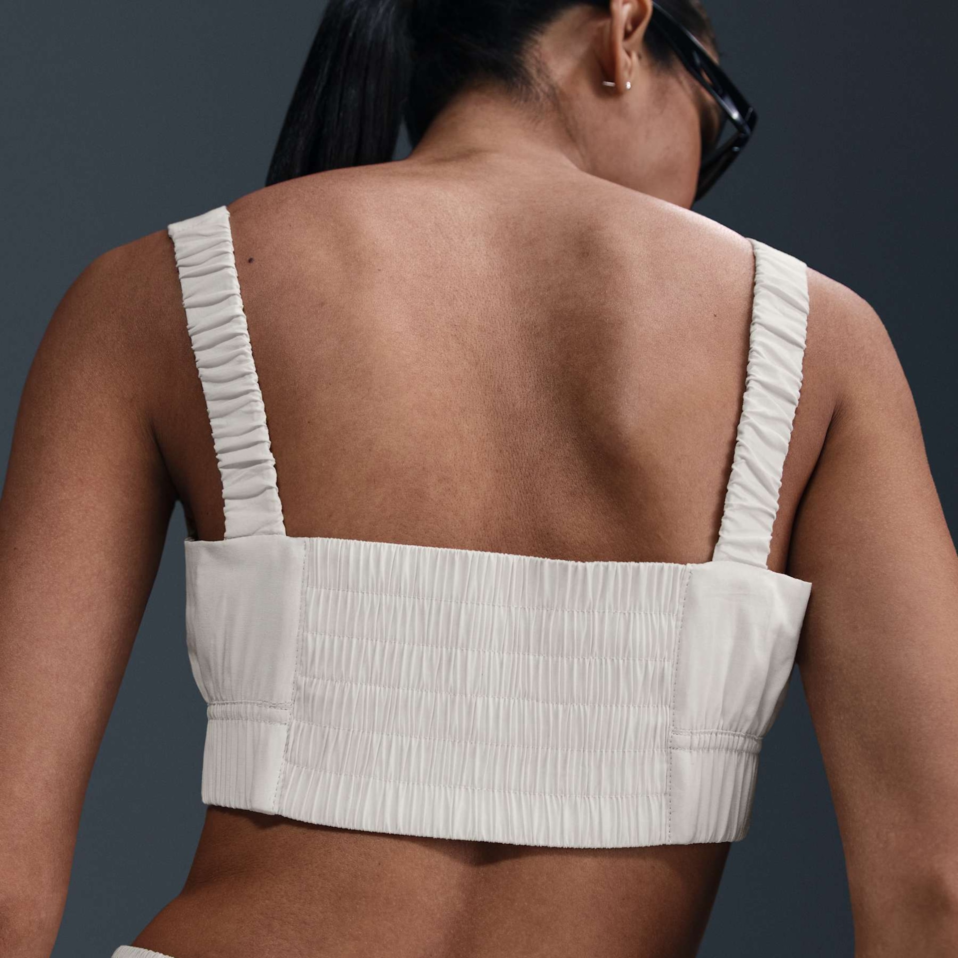 Top Nike Sportswear Chill Feminino - Foto 3