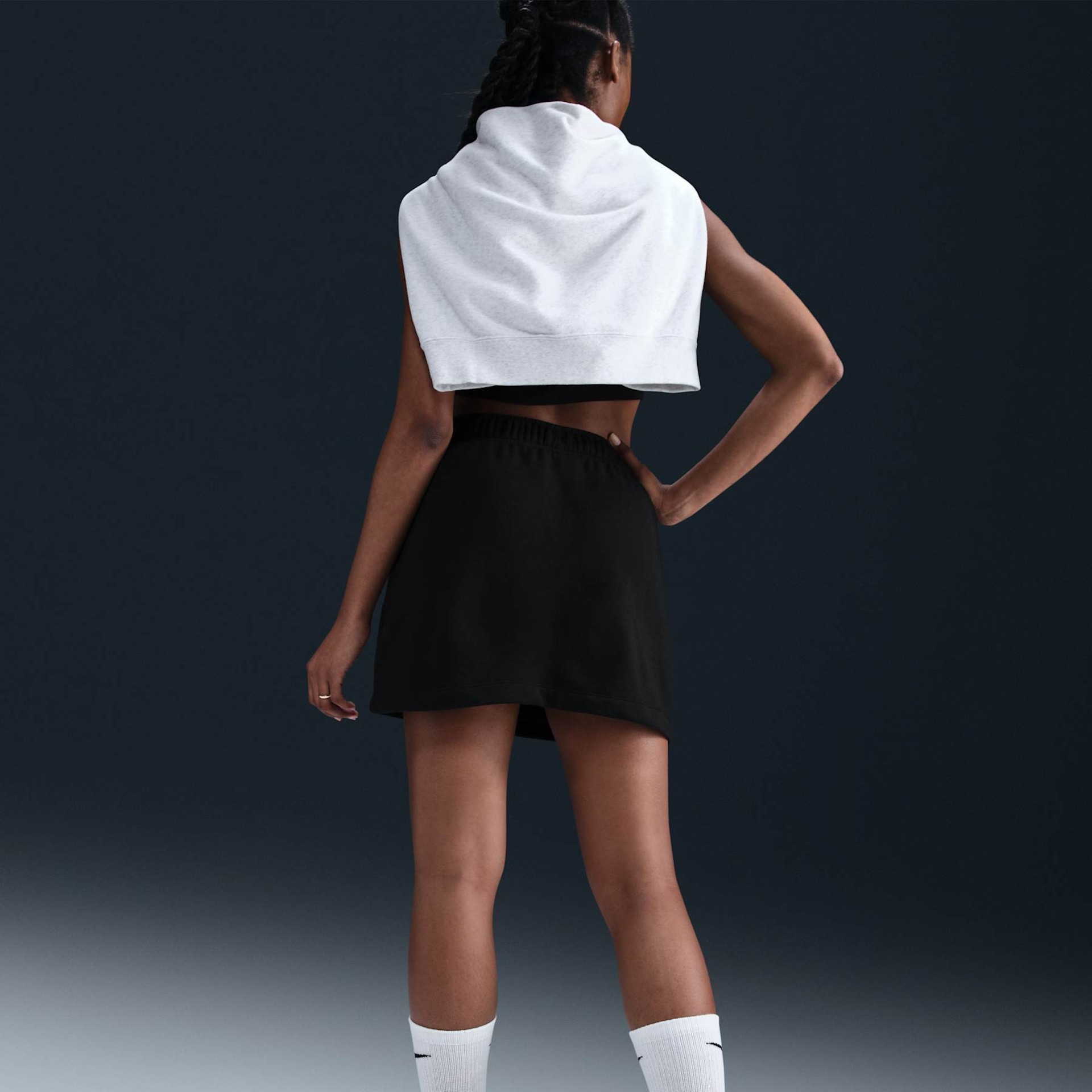 Saia Nike Sportswear Club Feminina - Foto 3