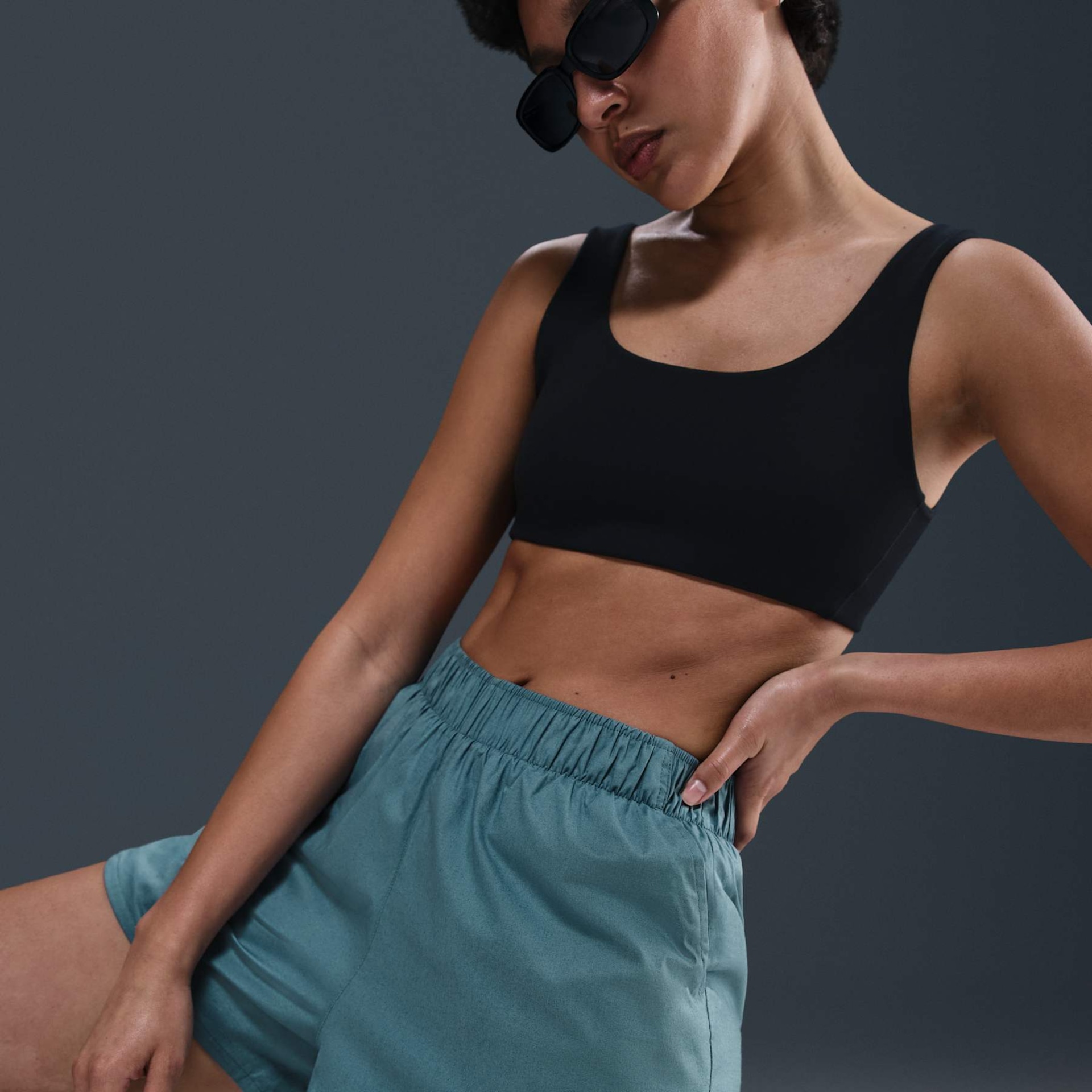 Shorts Nike Sportswear HR 4" Feminino - Foto 5