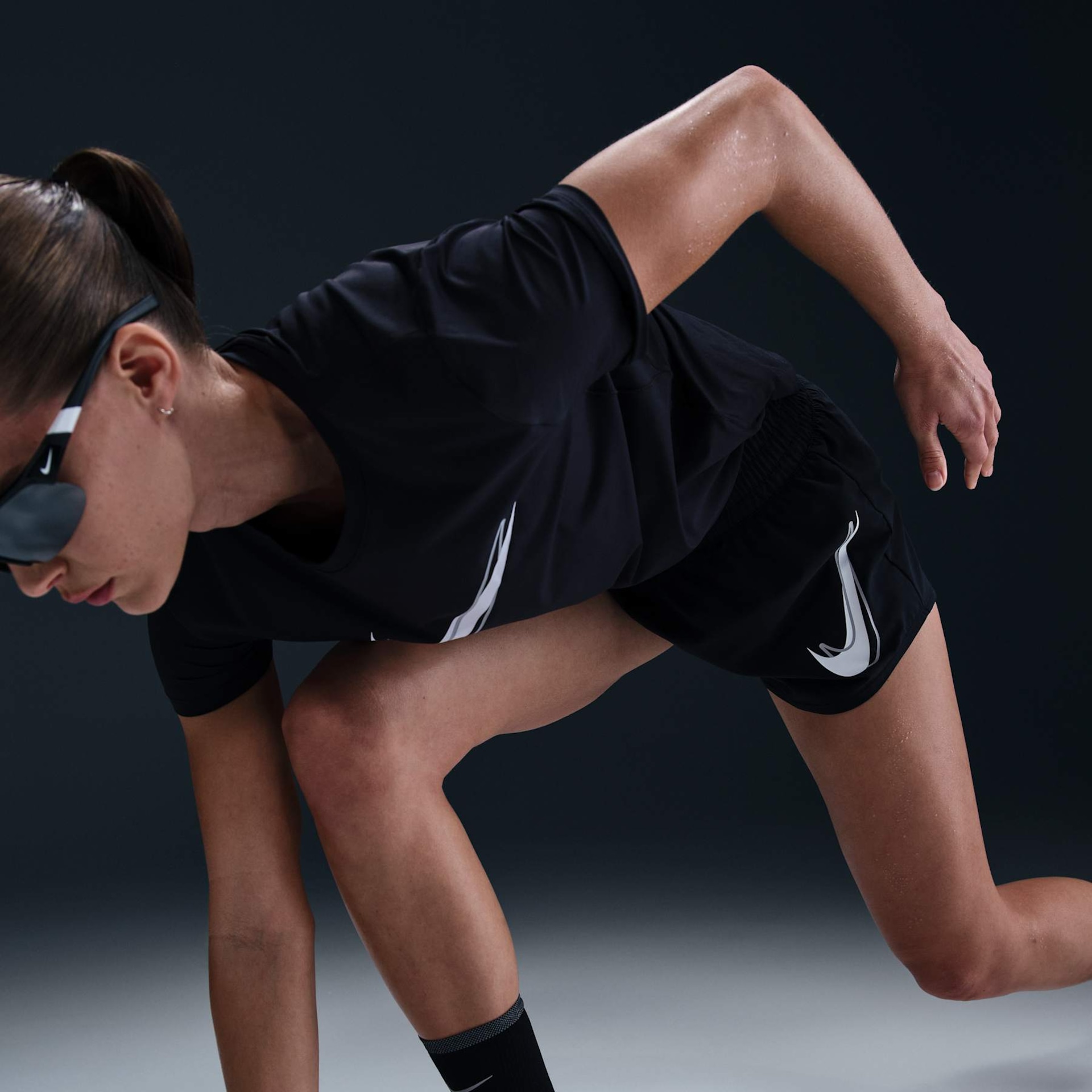 Shorts Nike One Swoosh Feminino - Foto 3