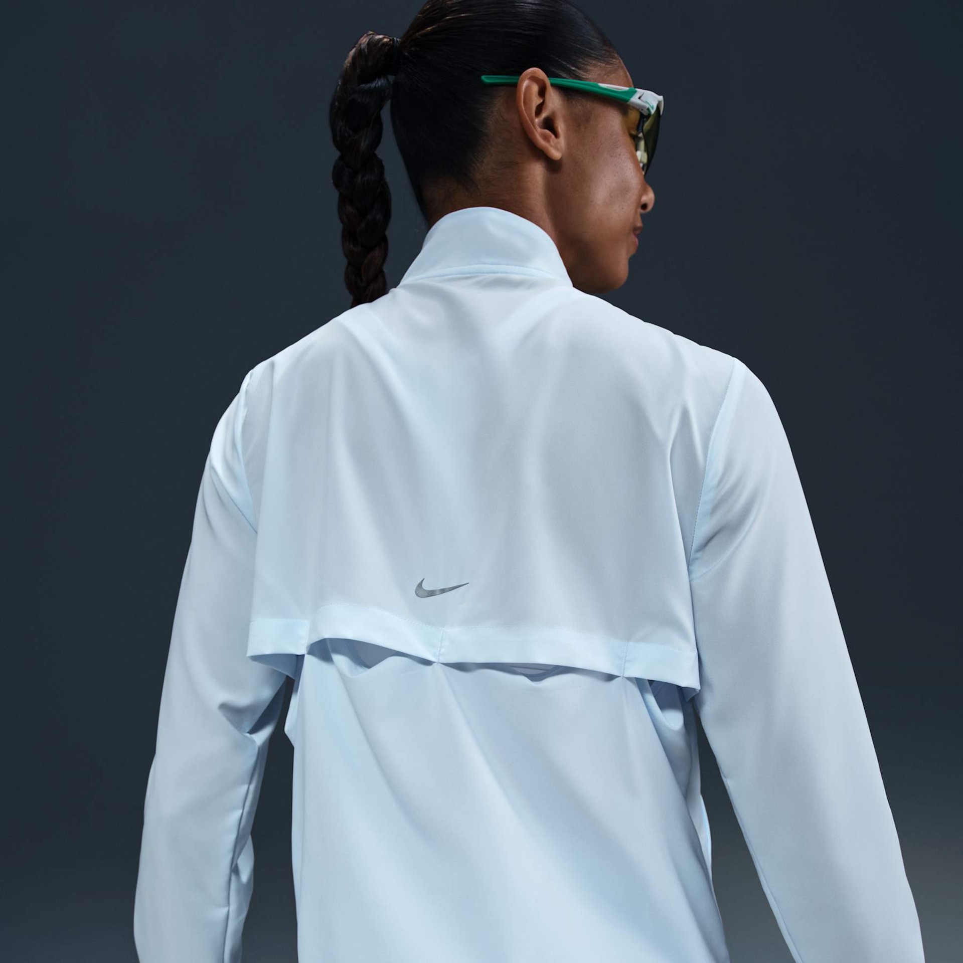 Jaqueta Nike Dri-FIT Swoosh Feminina - Foto 2