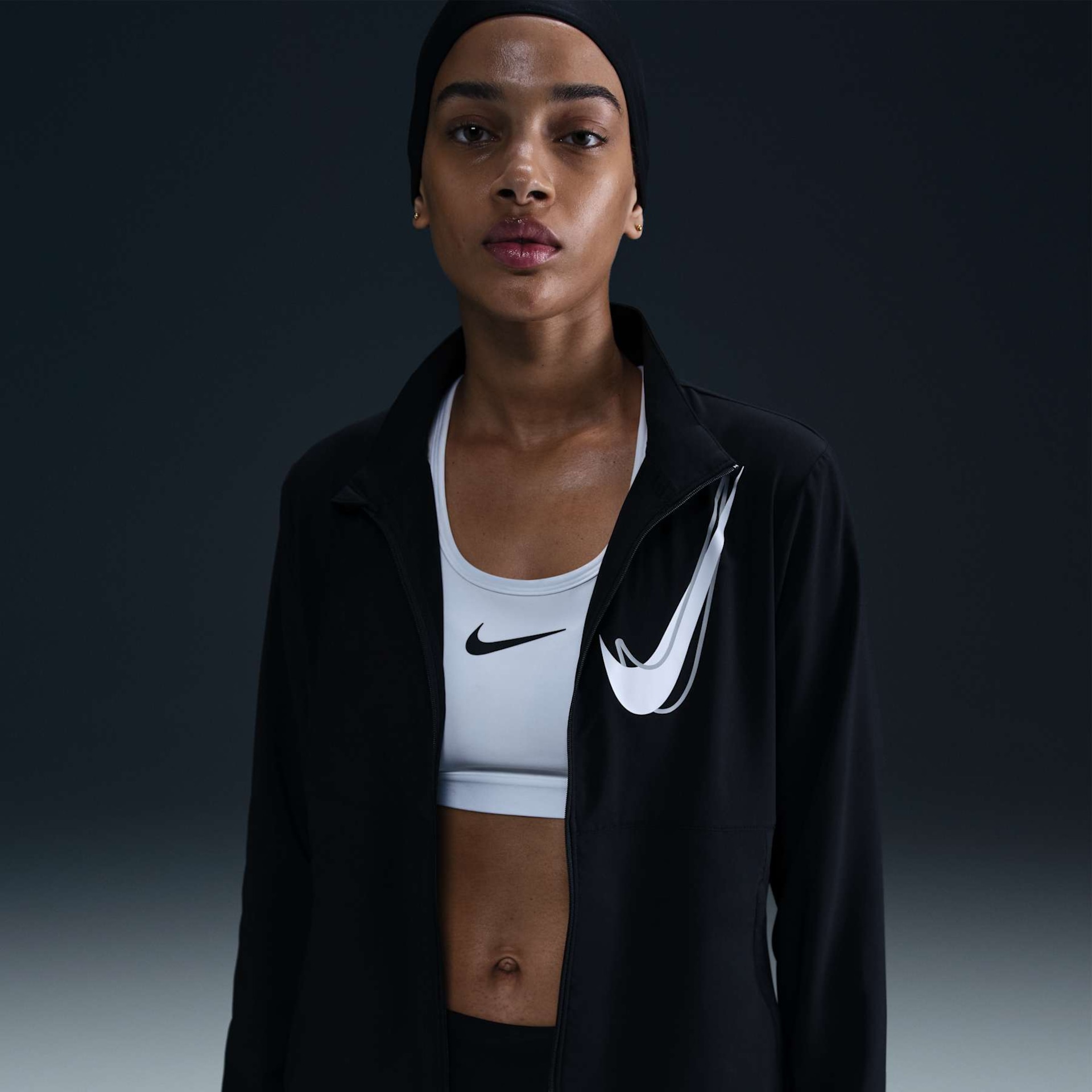Imagem principal de Jaqueta Nike Dri-FIT Swoosh Feminina