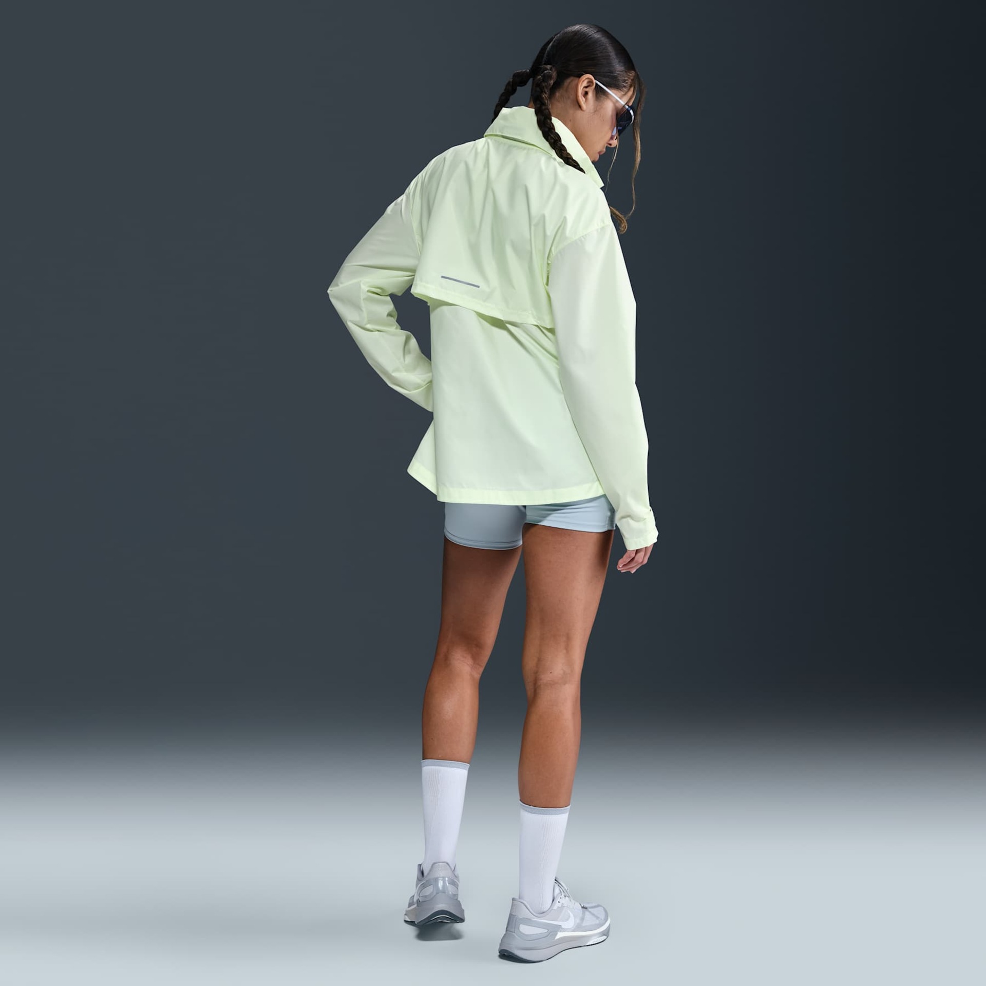 Shorts Nike Dri-FIT Swift Feminino - Foto 4