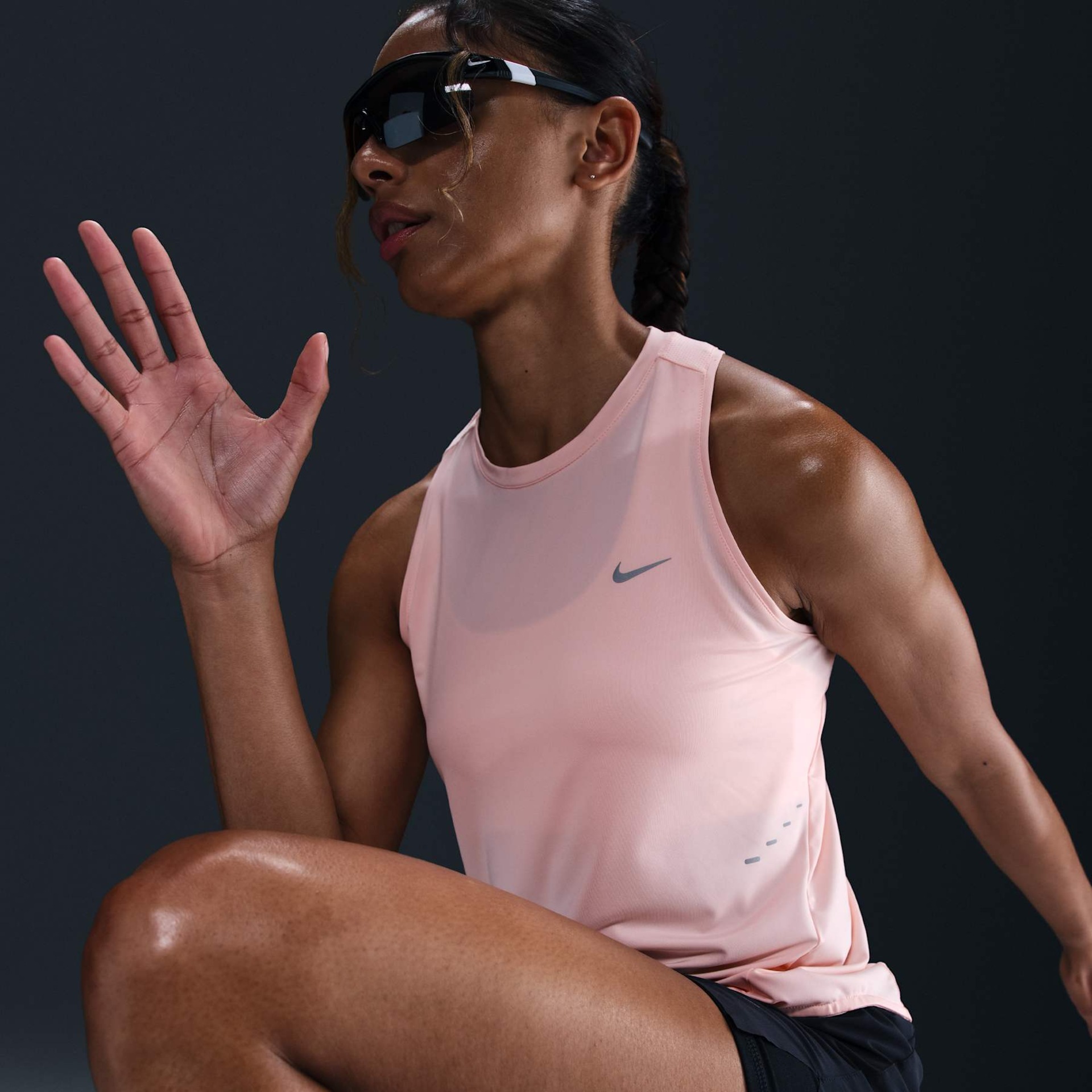 Regata Nike Dri-FIT Run Swift Feminina - Foto 3