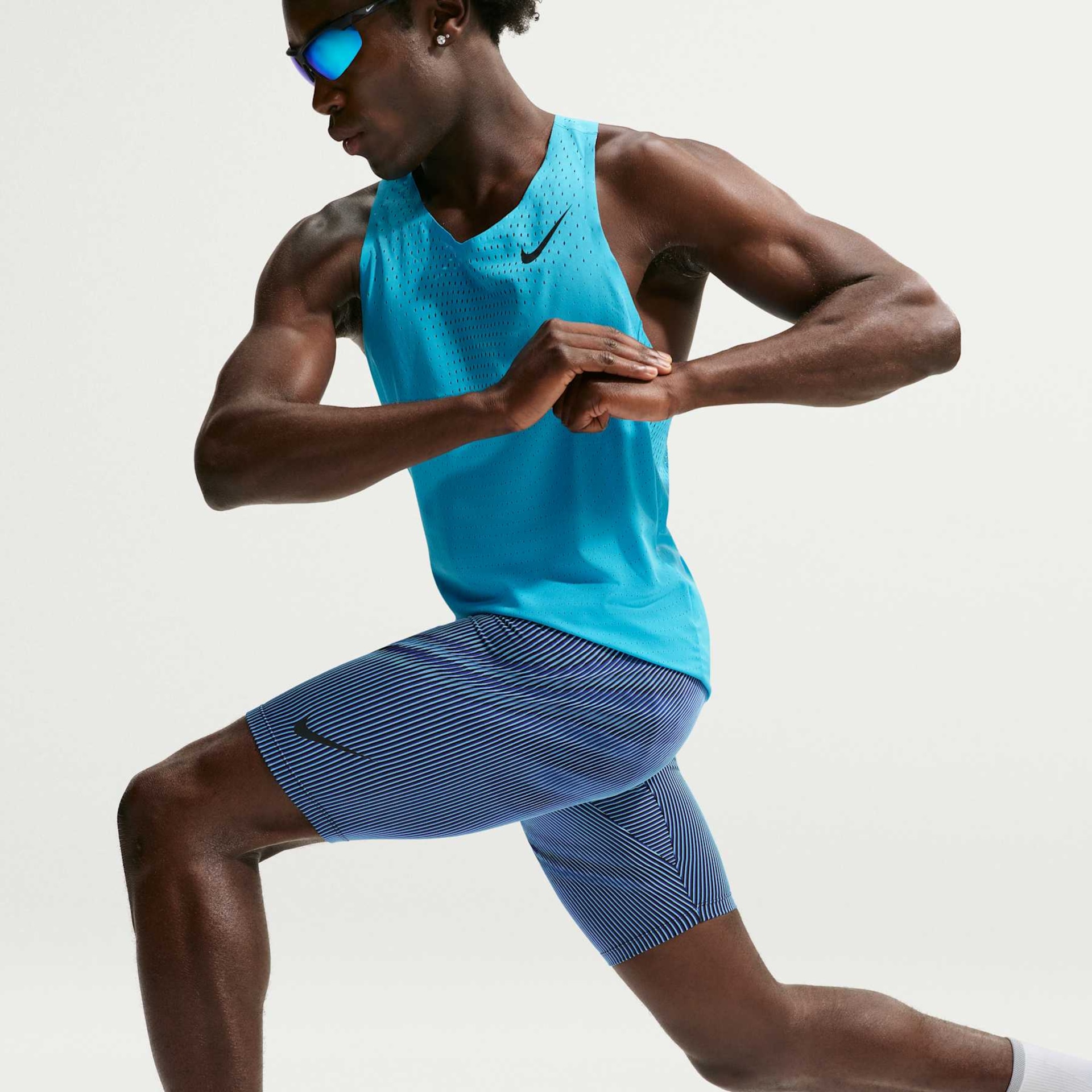 Shorts Dri-FIT Nike ADV Aeroswift Masculino - Foto 4