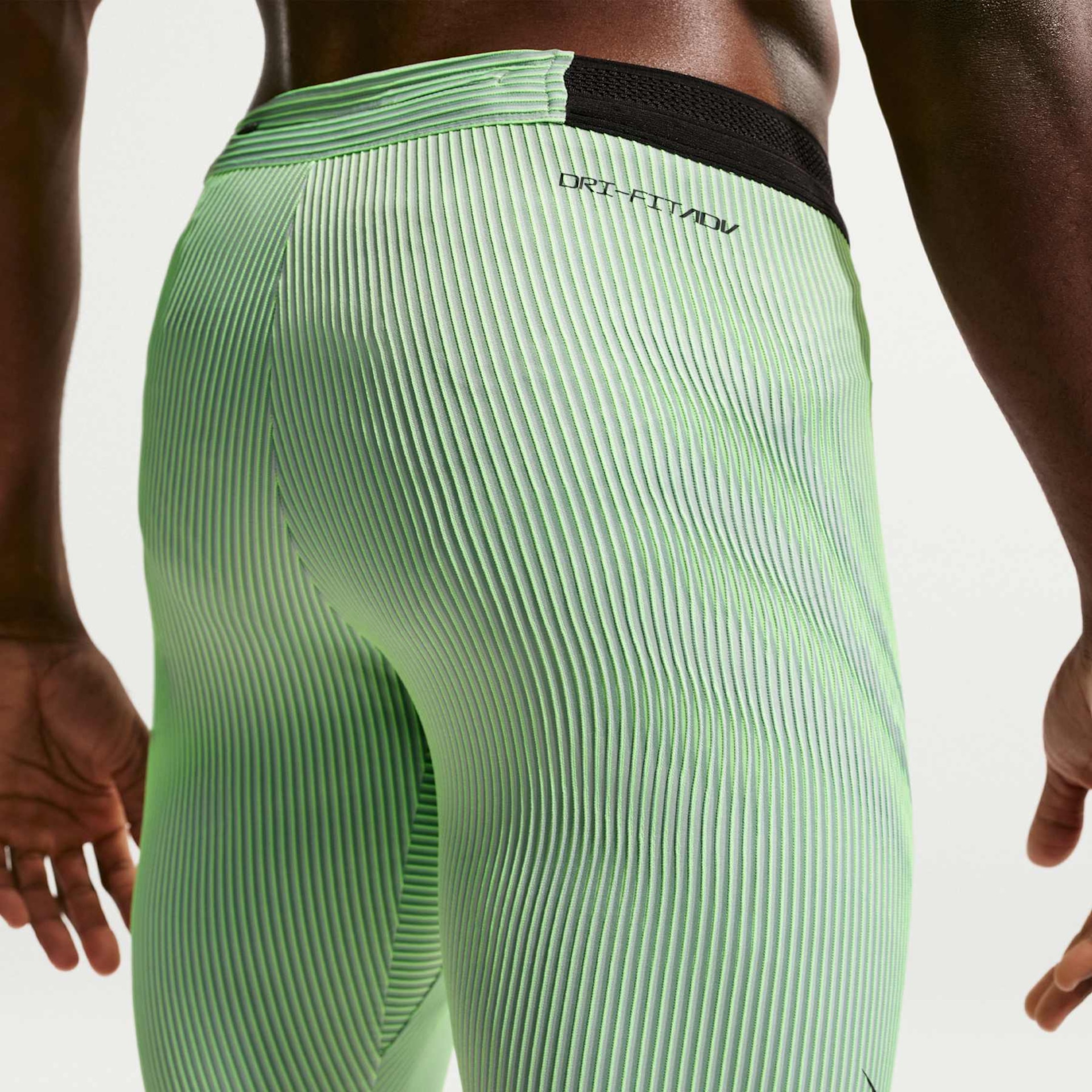 Shorts Dri-FIT Nike ADV Aeroswift Masculino - Foto 3