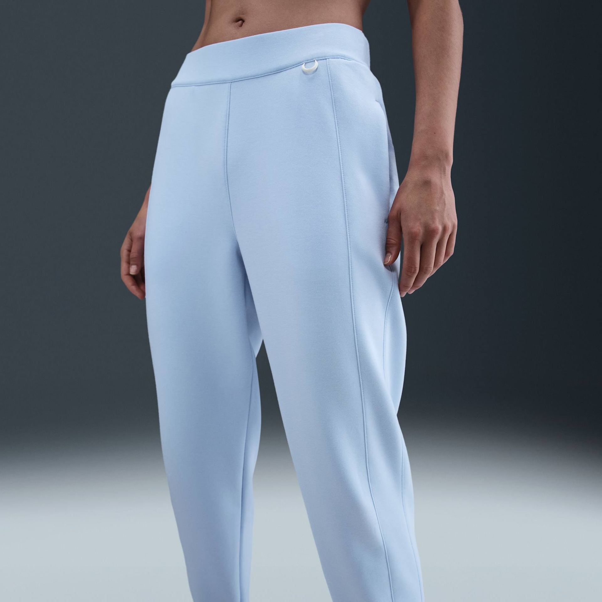 Calça Nike Dri-FIT Jogger Soft 24.7 Feminina - Foto 2