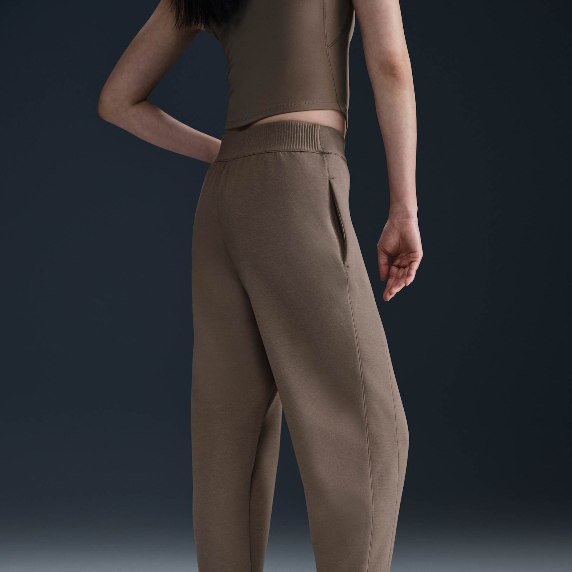 Calça Nike Dri-FIT Jogger Soft 24.7 Feminina - Foto 3