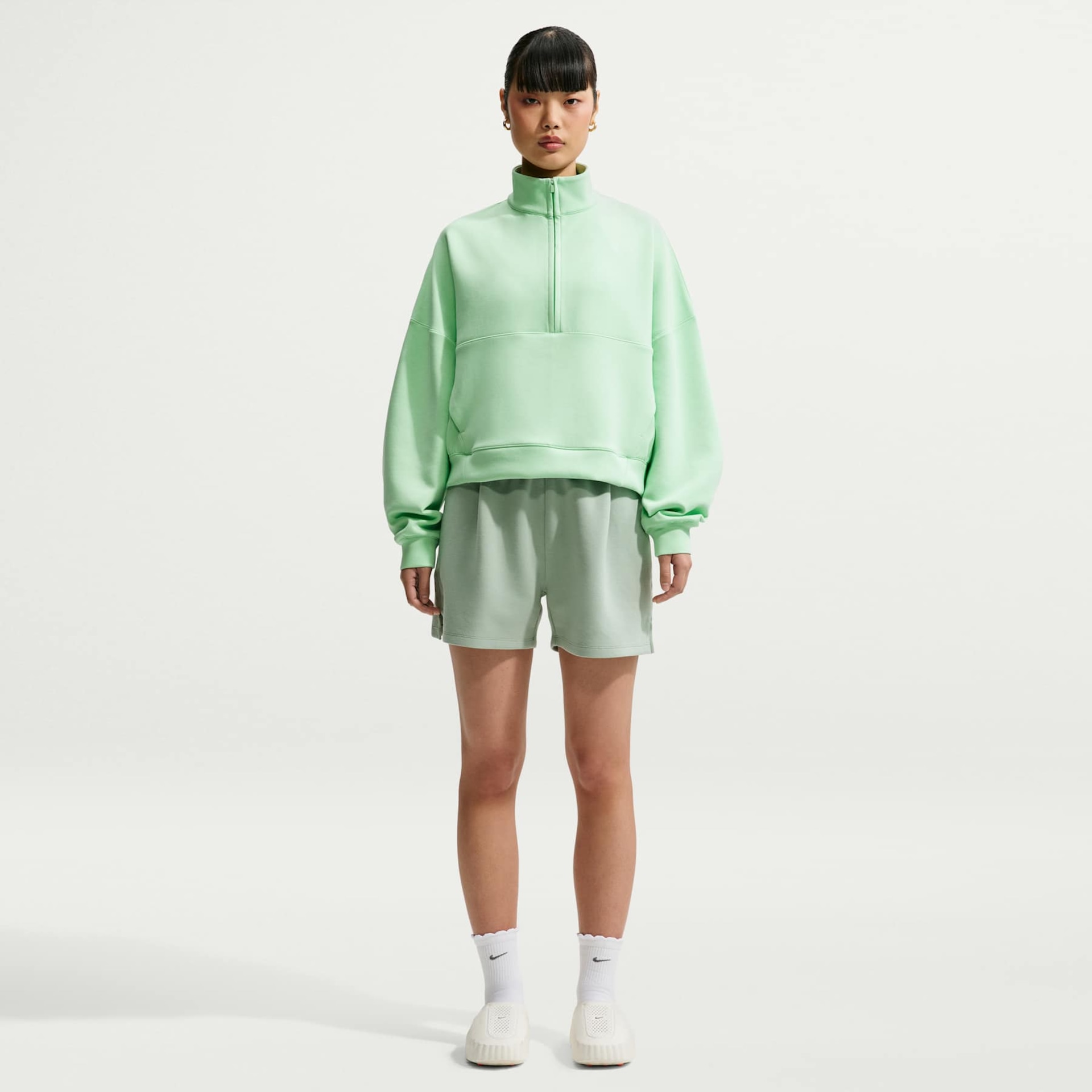 Blusão Nike Soft Knit 24.7 Feminino - Foto 4