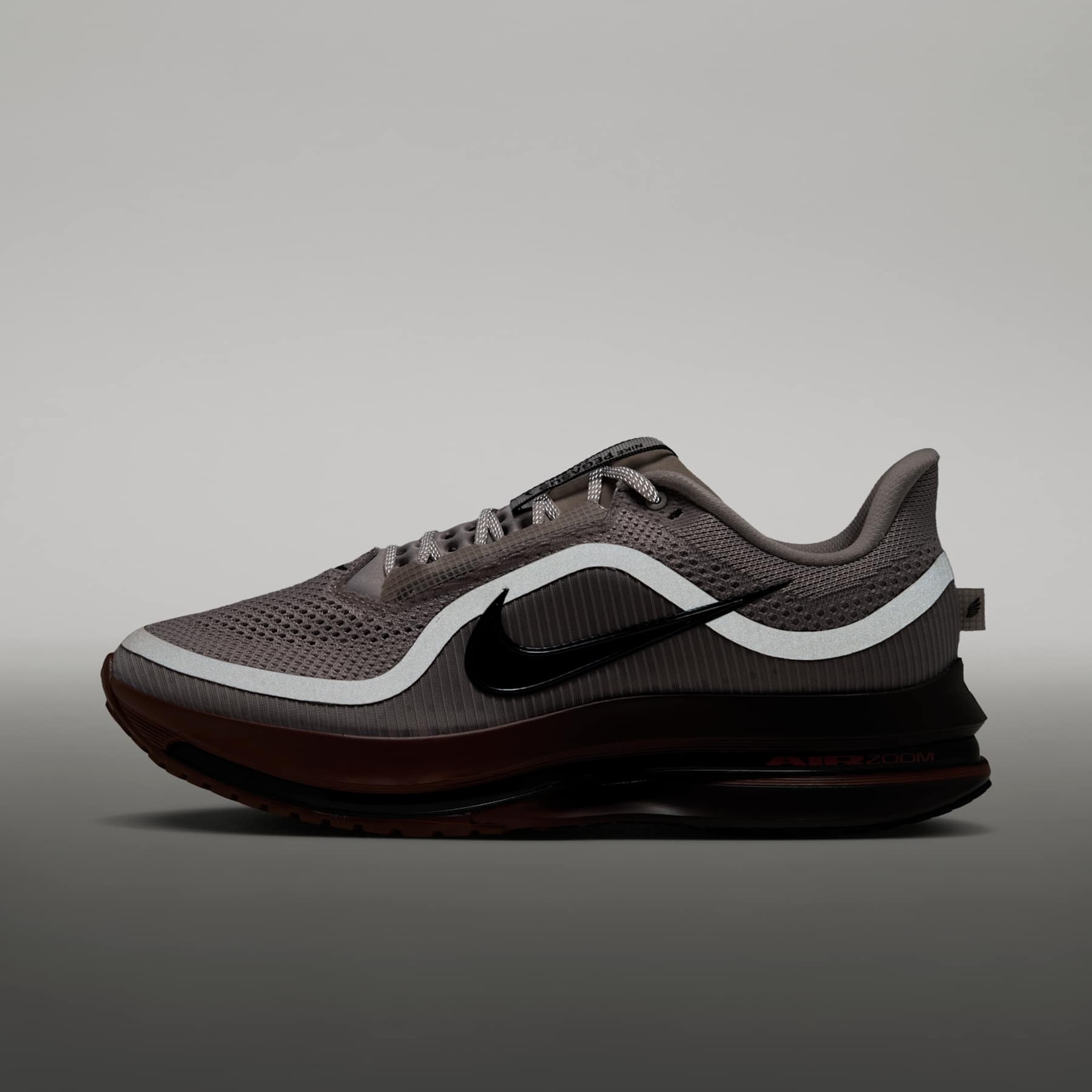 Tênis Nike Pegasus Premium Masculino - Foto 9