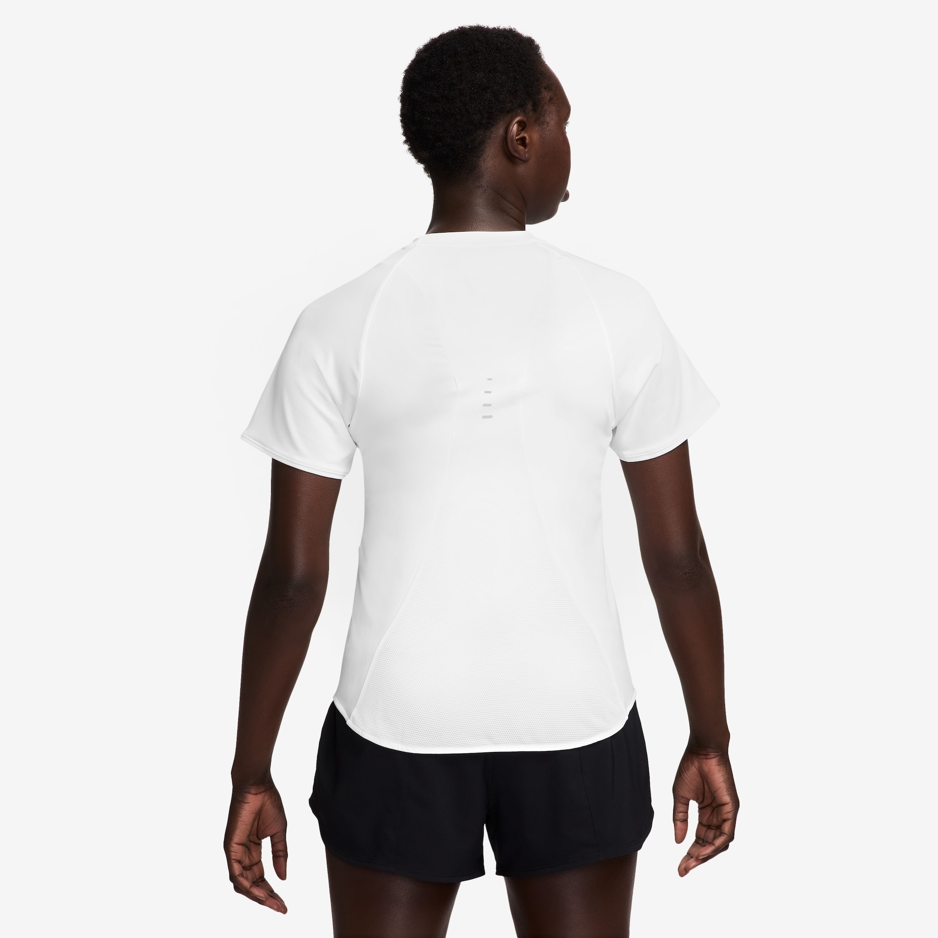 Camiseta Nike Dri-FIT Swift Feminina - Foto 2