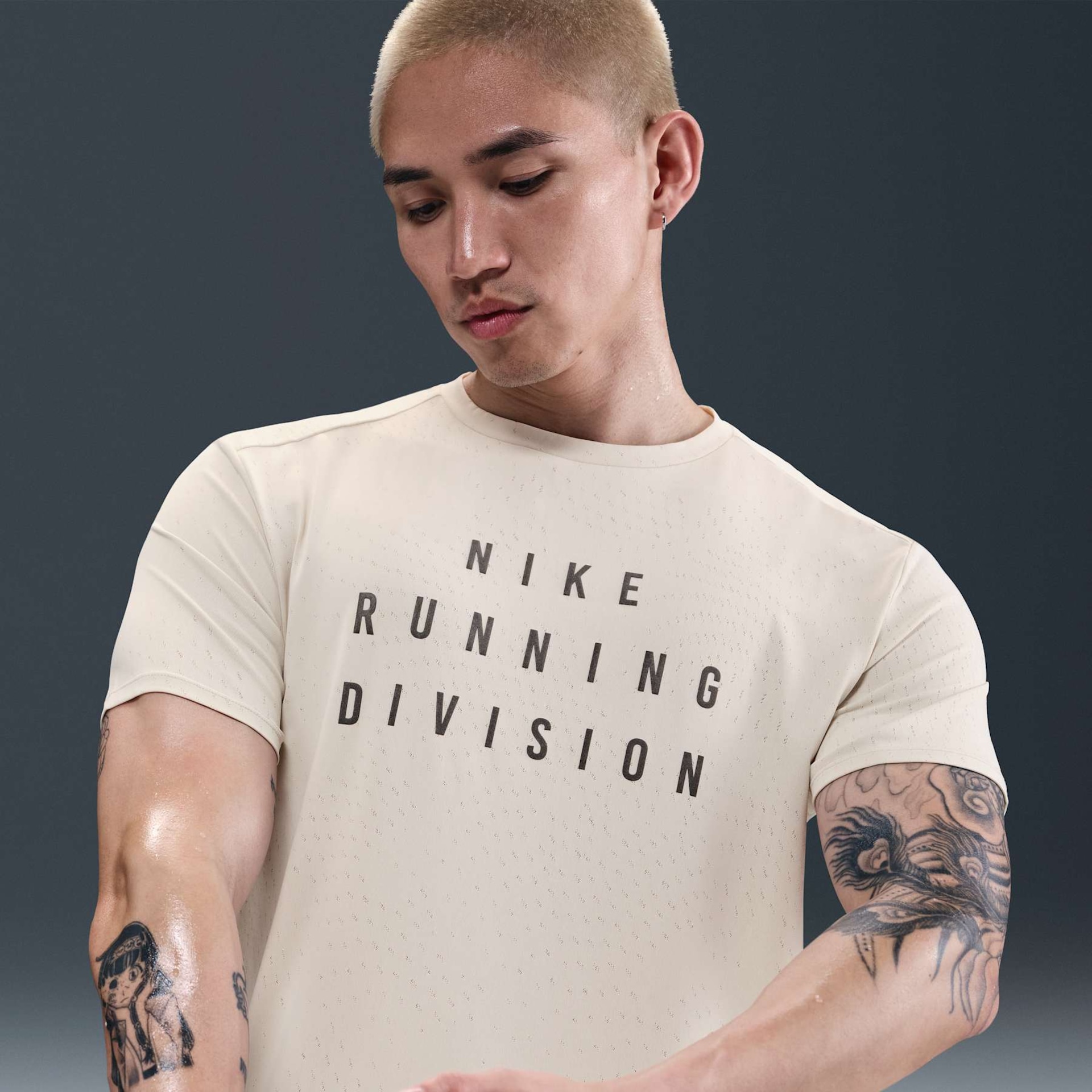 Camiseta Nike Dri-FIT Run Division Masculina - Foto 3