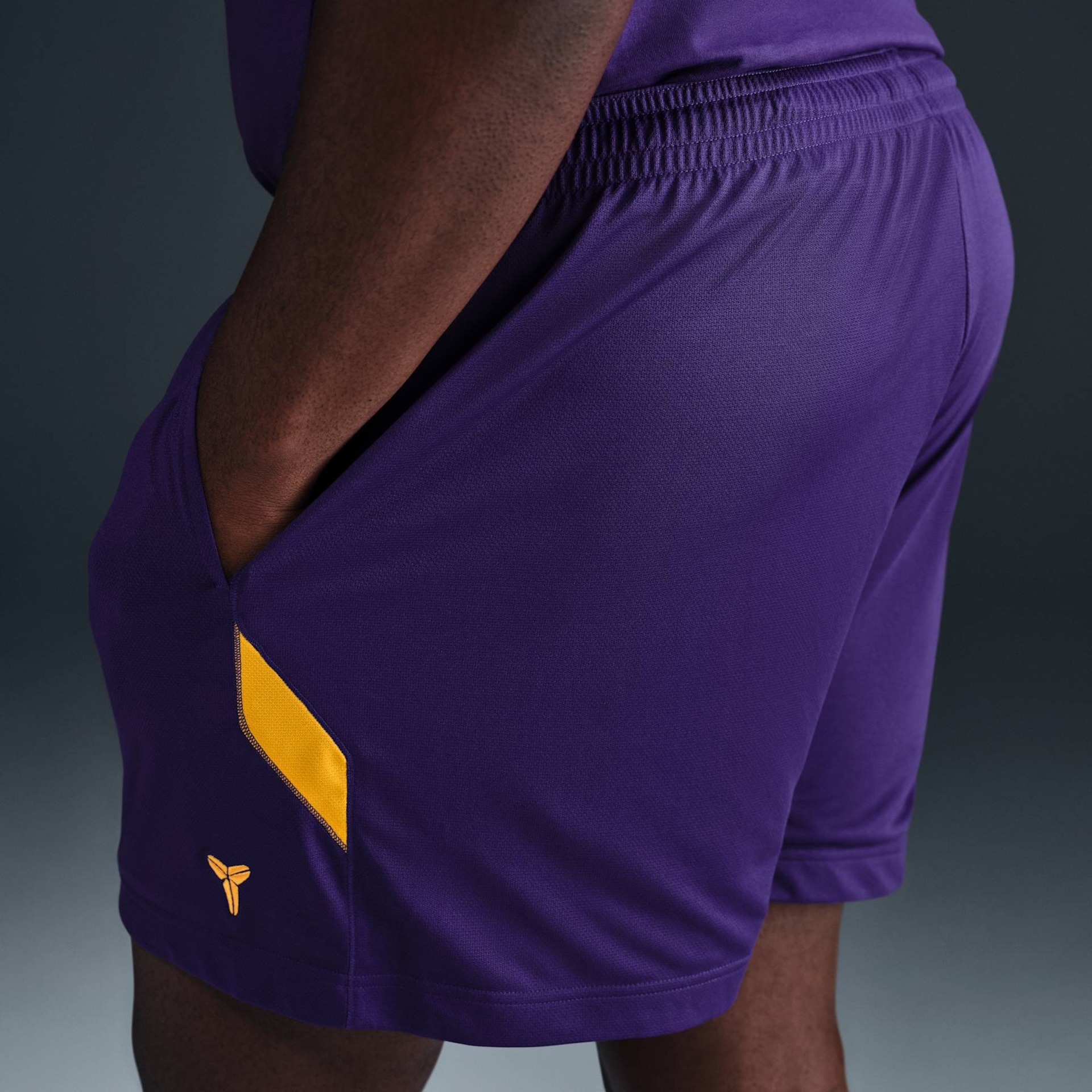 Shorts Nike Kobe Bryant Masculino - Foto 8