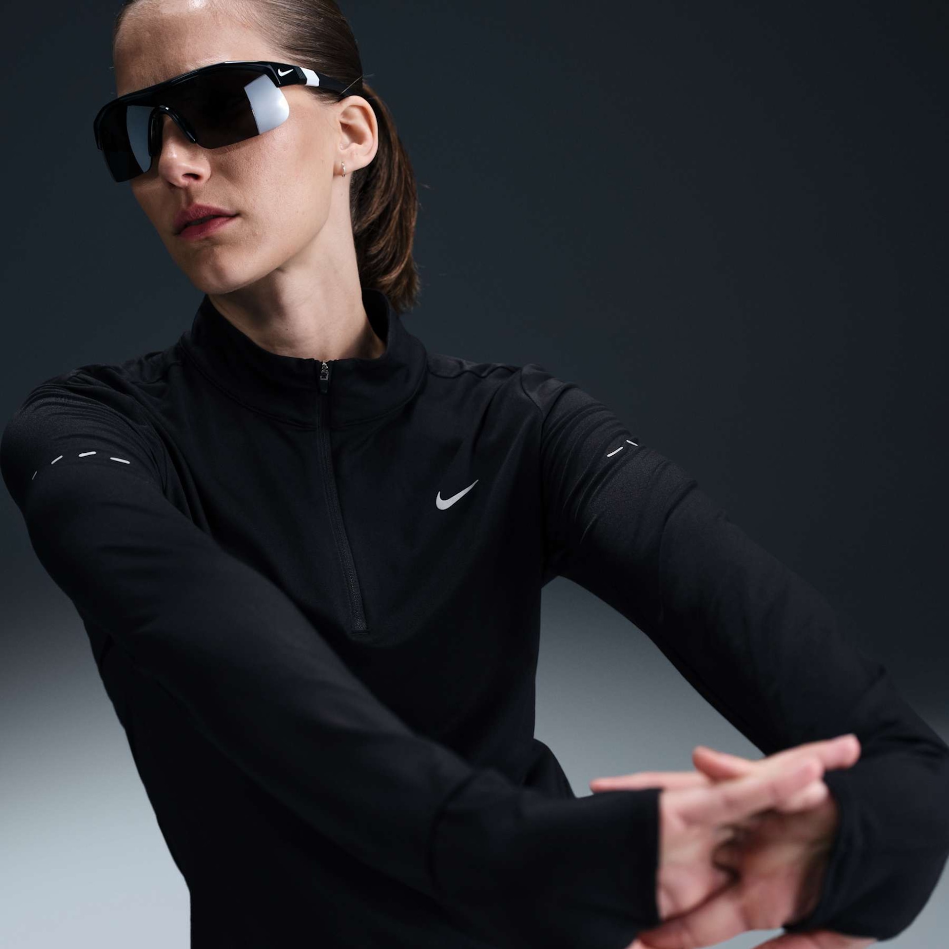 Imagem principal de Camiseta Nike Dri-FIT Feminina