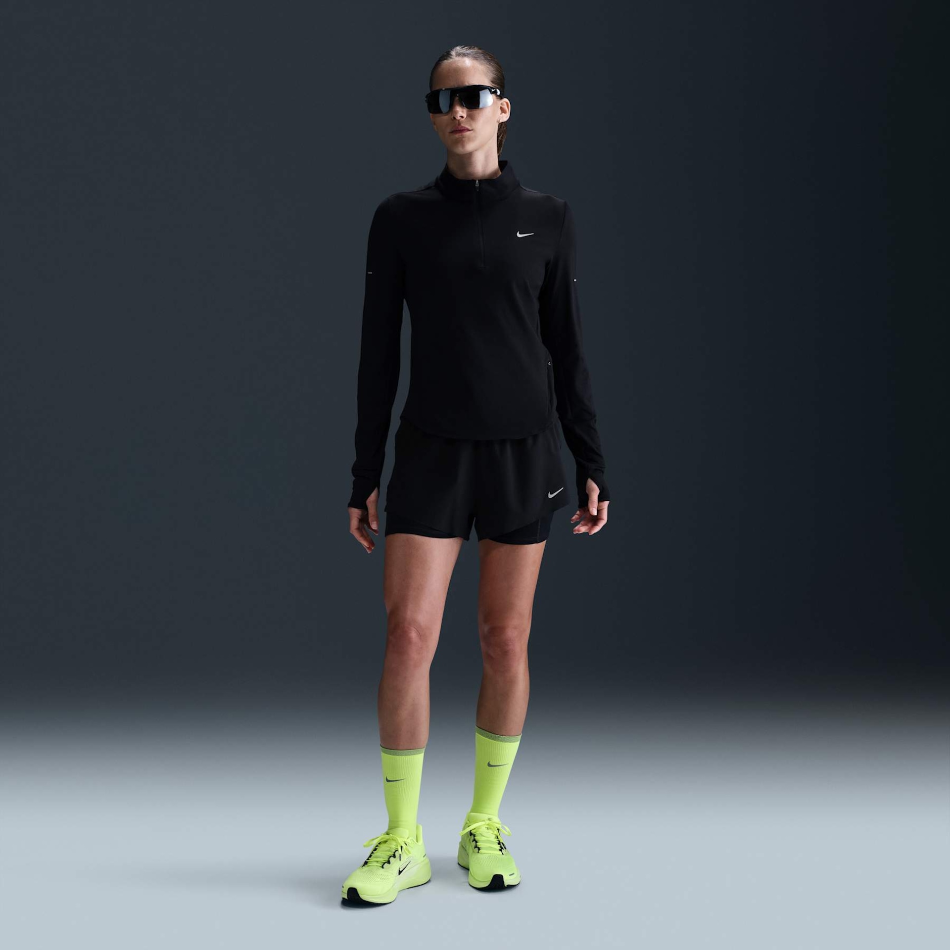 Camiseta Nike Dri-FIT Feminina - Foto 4