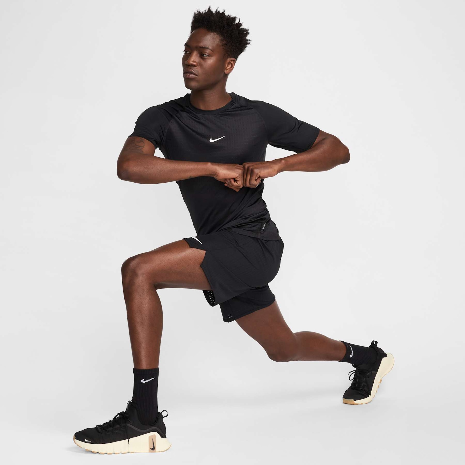 Camiseta Nike Pro Breathe Masculina - Foto 6