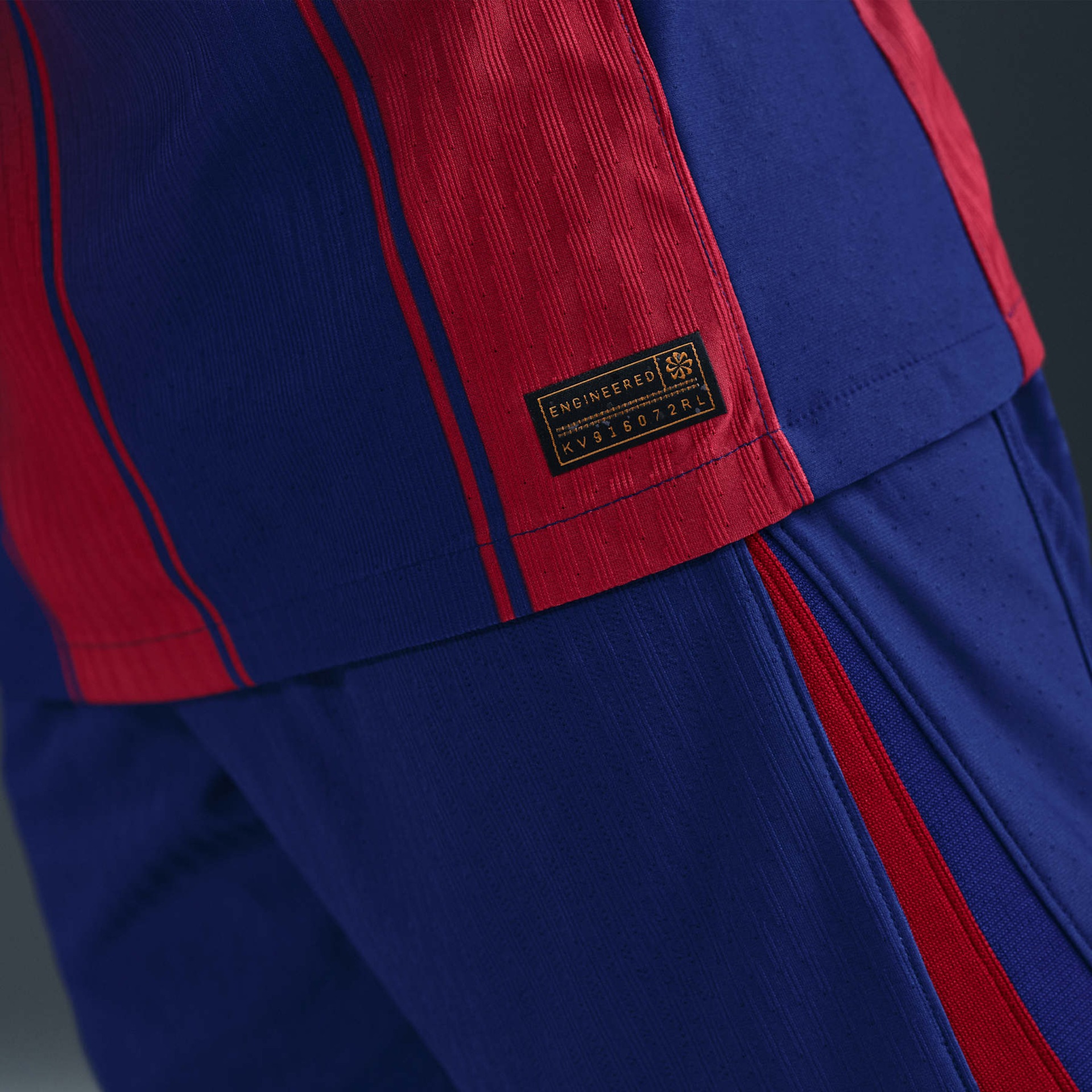 Camisa Barcelona Nike I 2025/26 Jogador Masculina - Foto 6