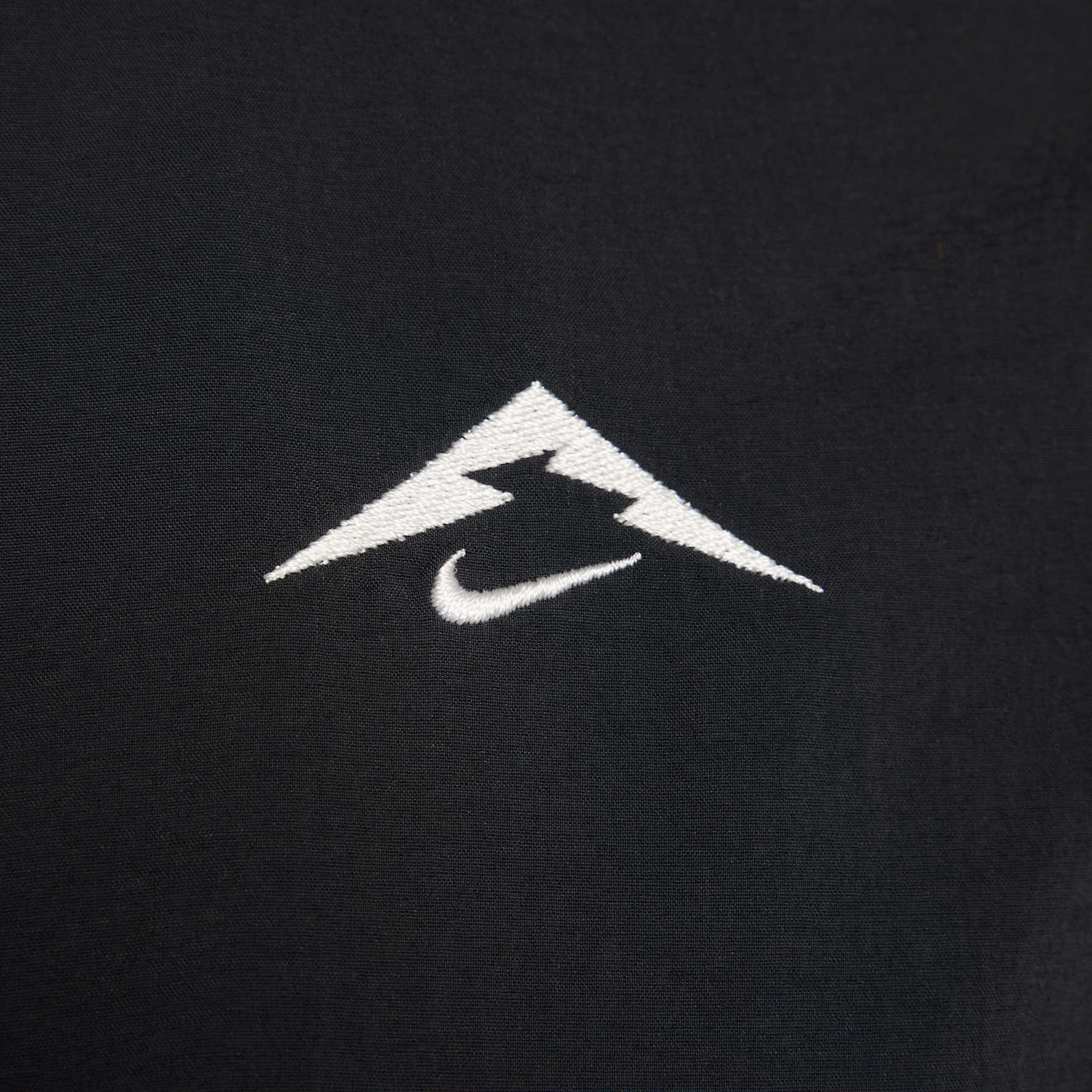 Camisa Nike Dri-FIT UV Trail Masculina - Foto 4