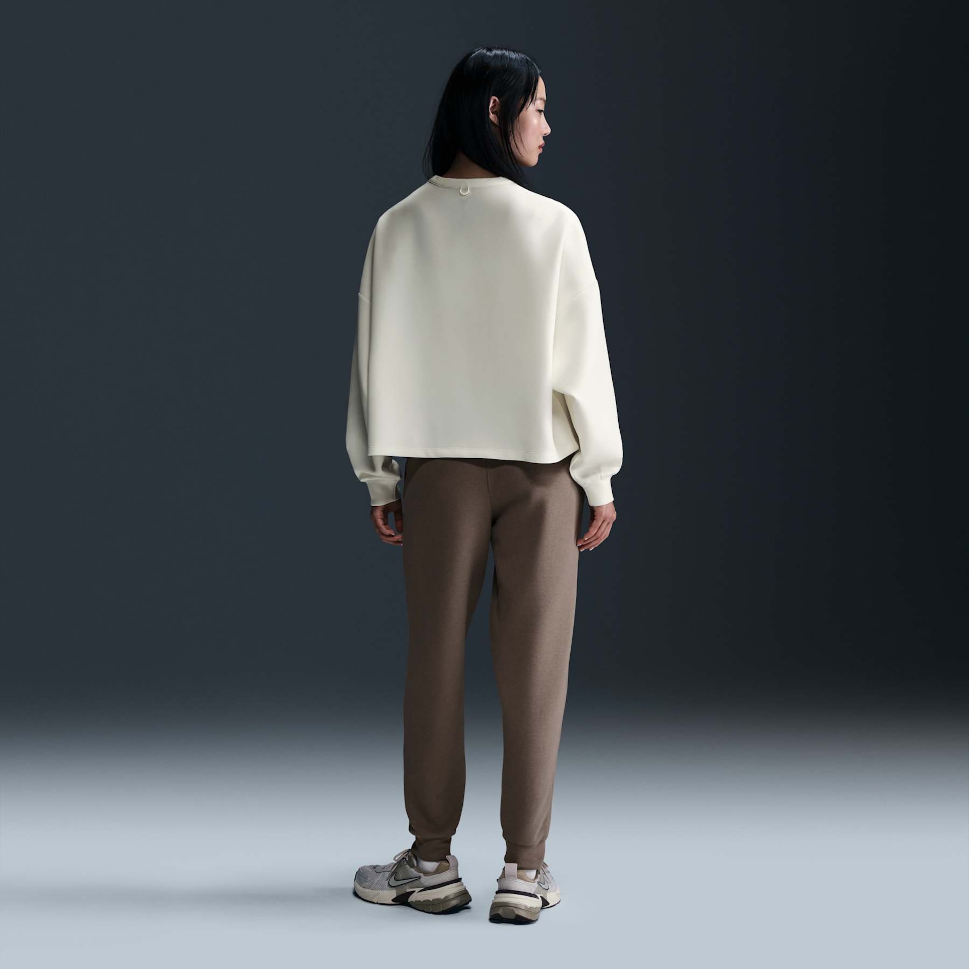 Blusão Nike Crew Soft Knit 24.7 Feminino - Foto 5