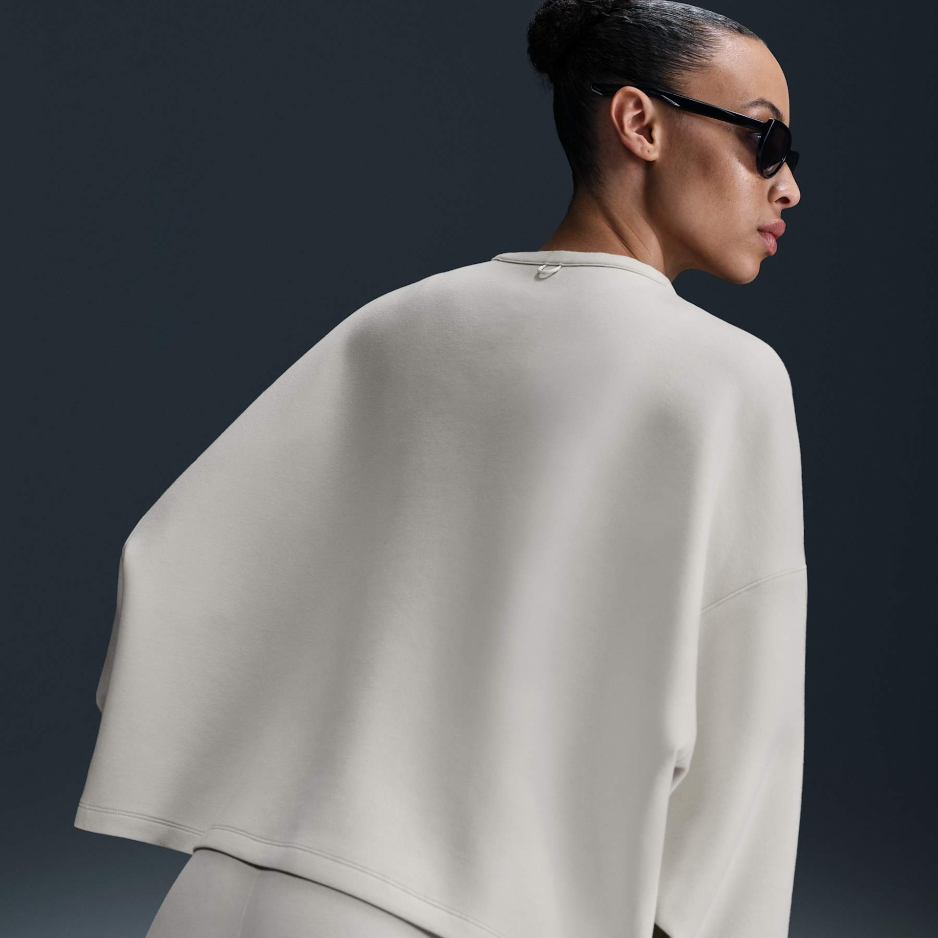 Blusão Nike Crew Soft Knit 24.7 Feminino - Foto 2