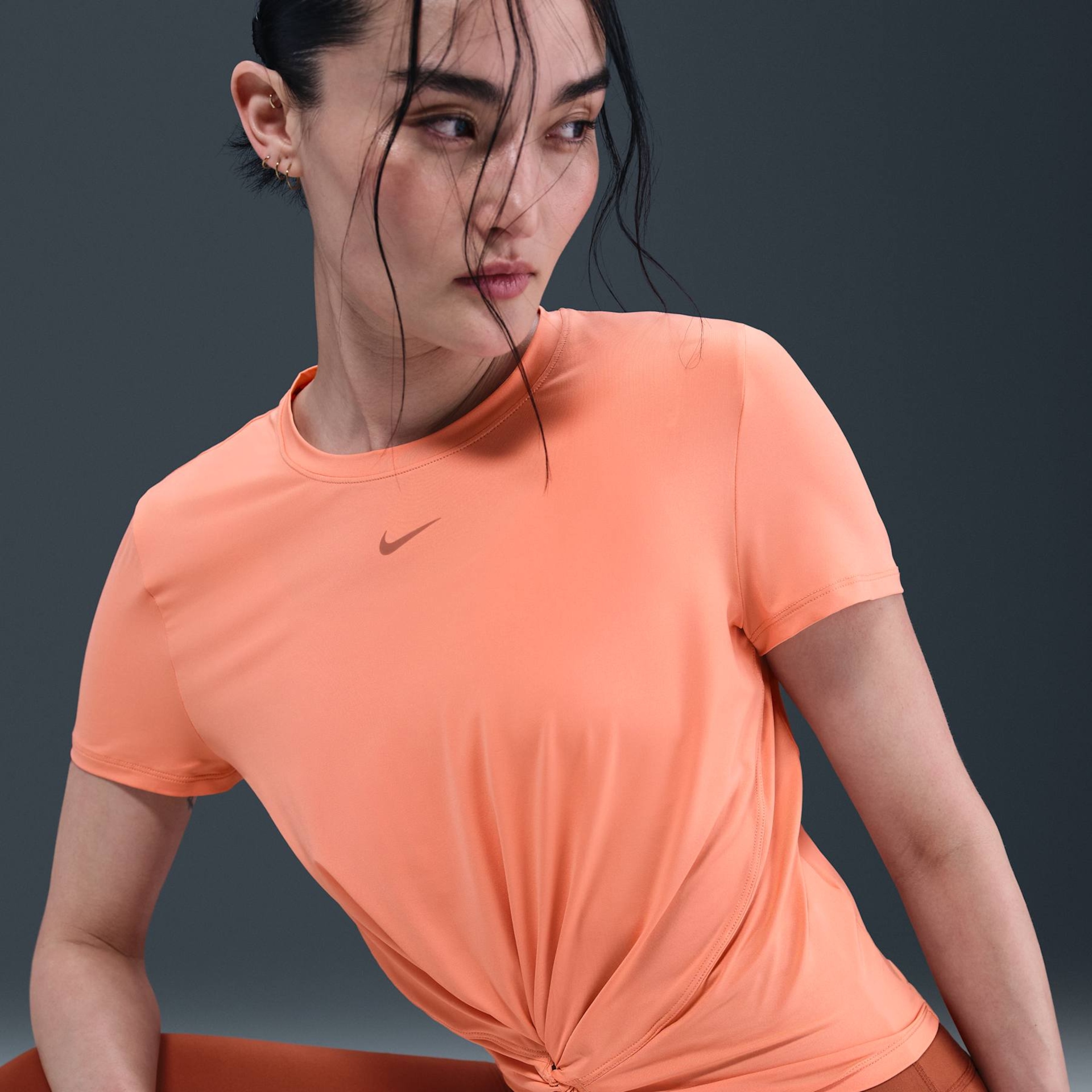 Camiseta Nike One Classic Cropped Feminina - Foto 3