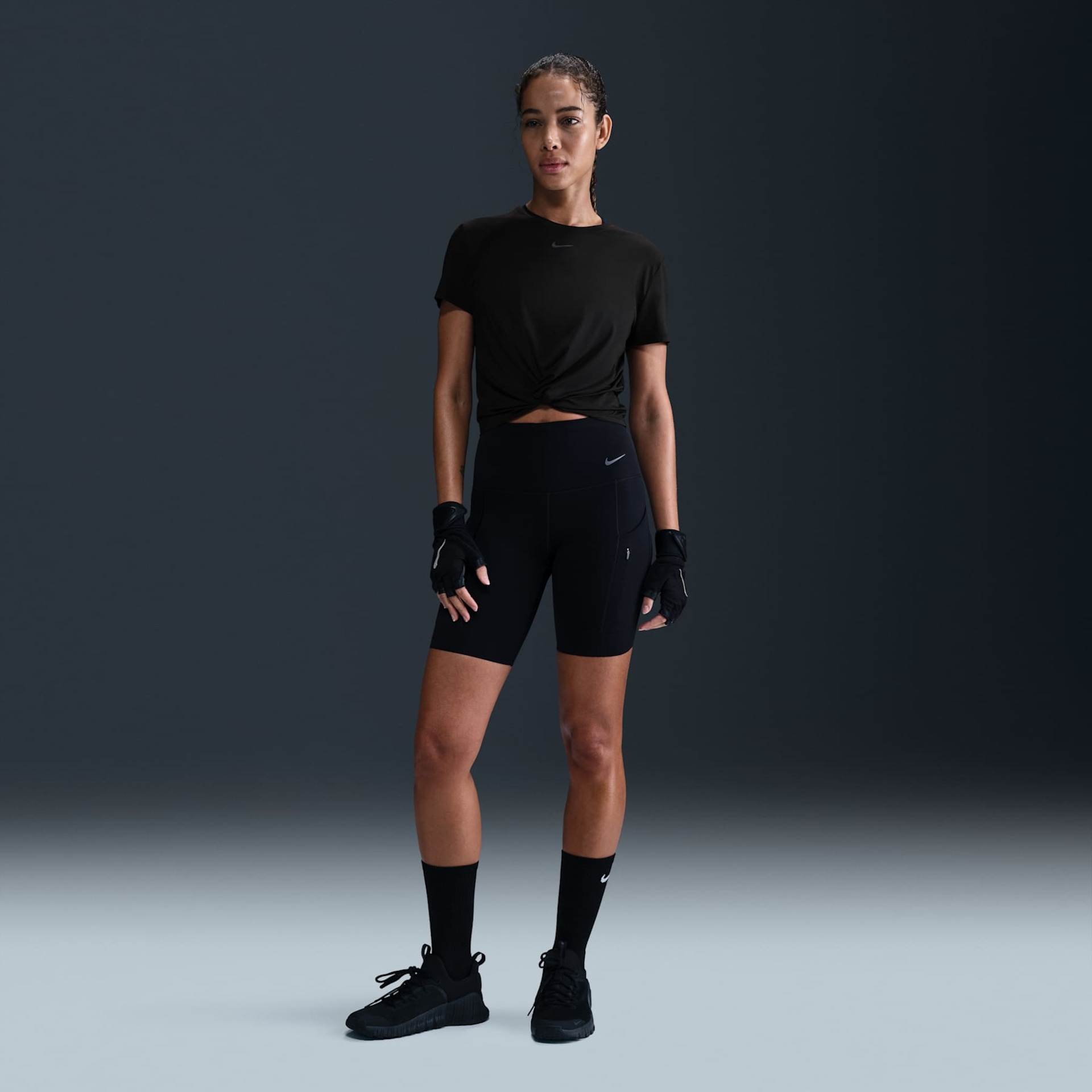 Camiseta Nike One Classic Cropped Feminina - Foto 4