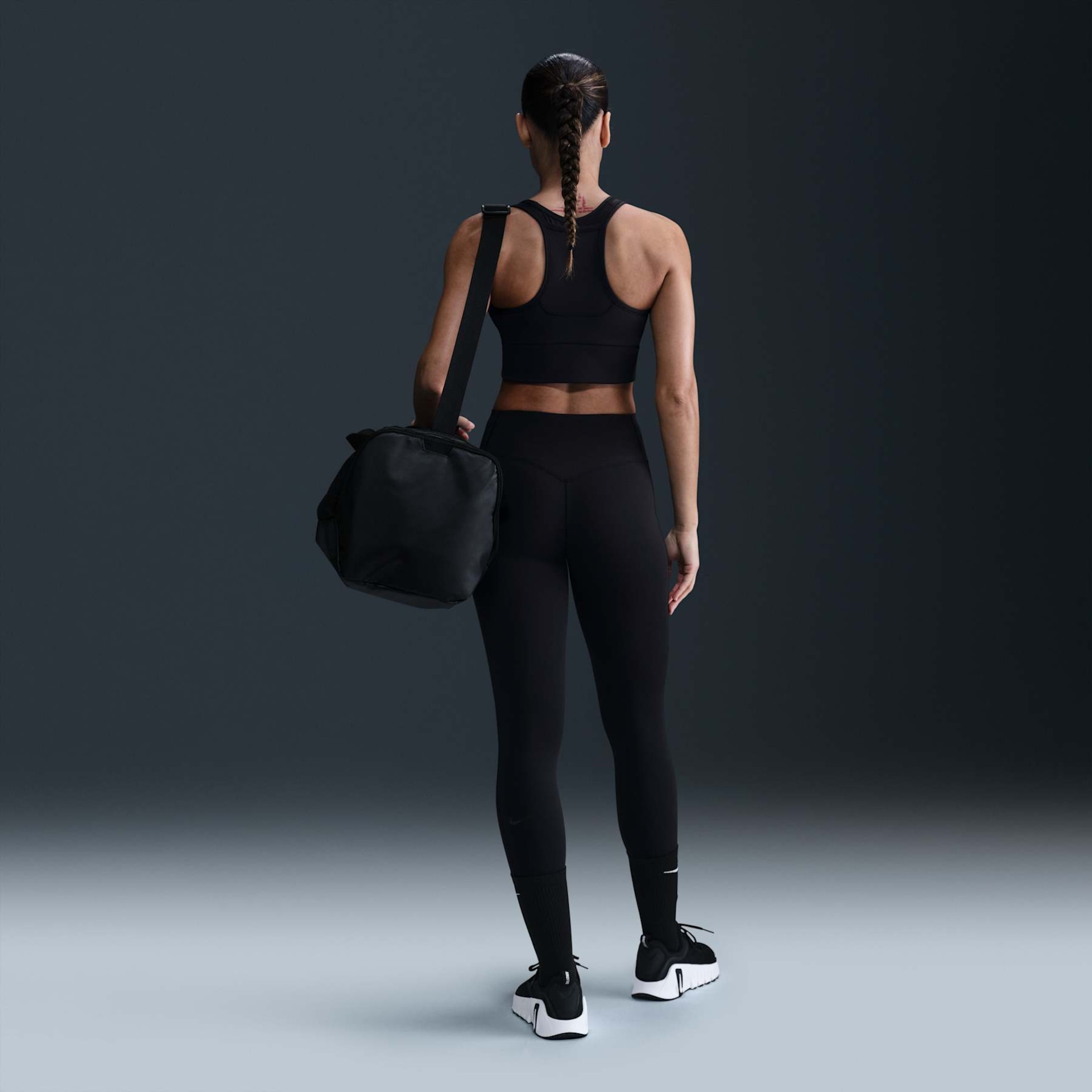 Legging Nike Dri-FIT Universa Feminina - Foto 4