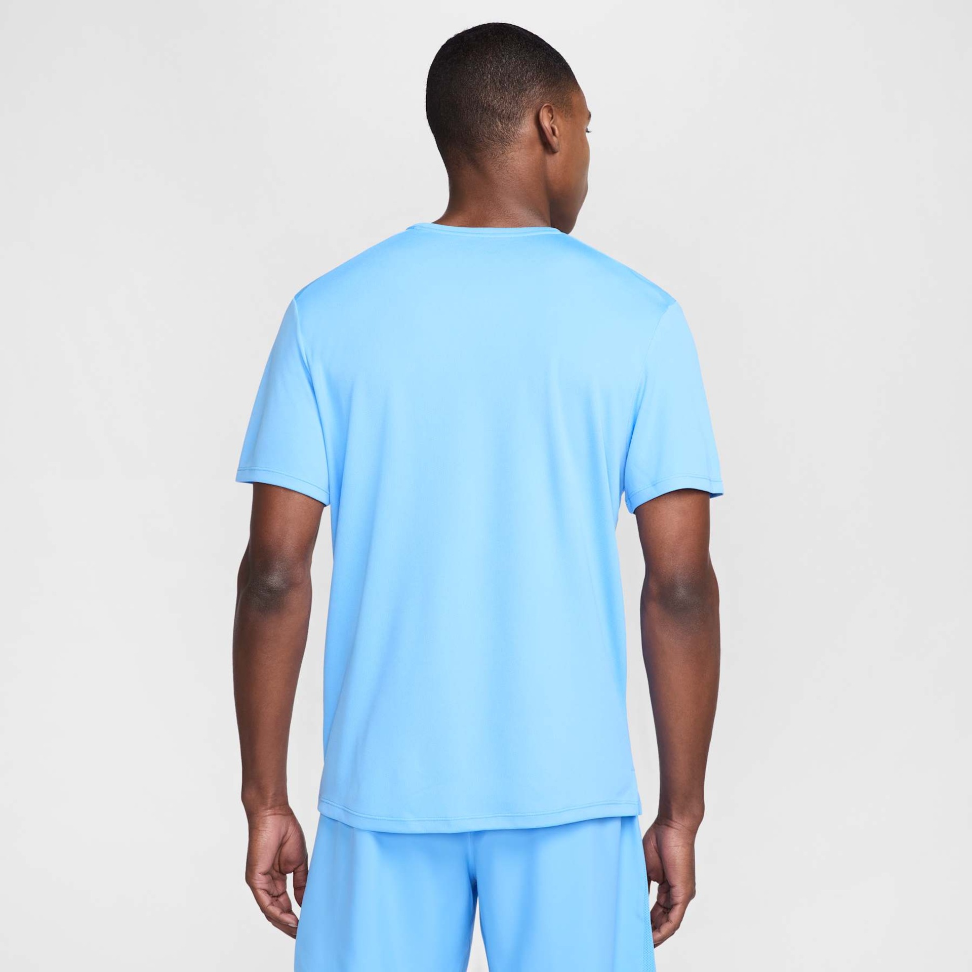 Camiseta Nike Run Energy Masculina - Foto 2