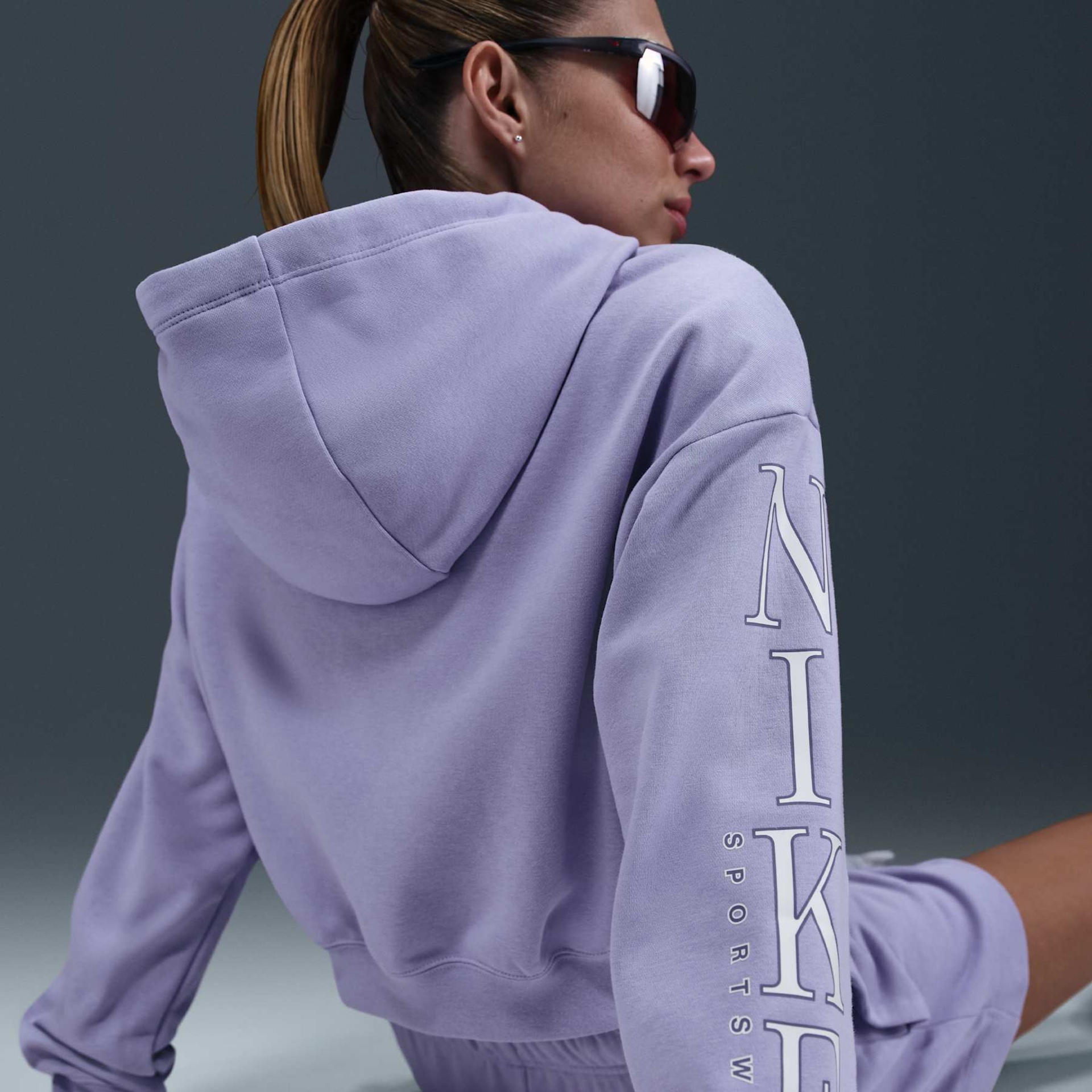 Blusão Nike Sportswear Club Fleece Feminino - Foto 2