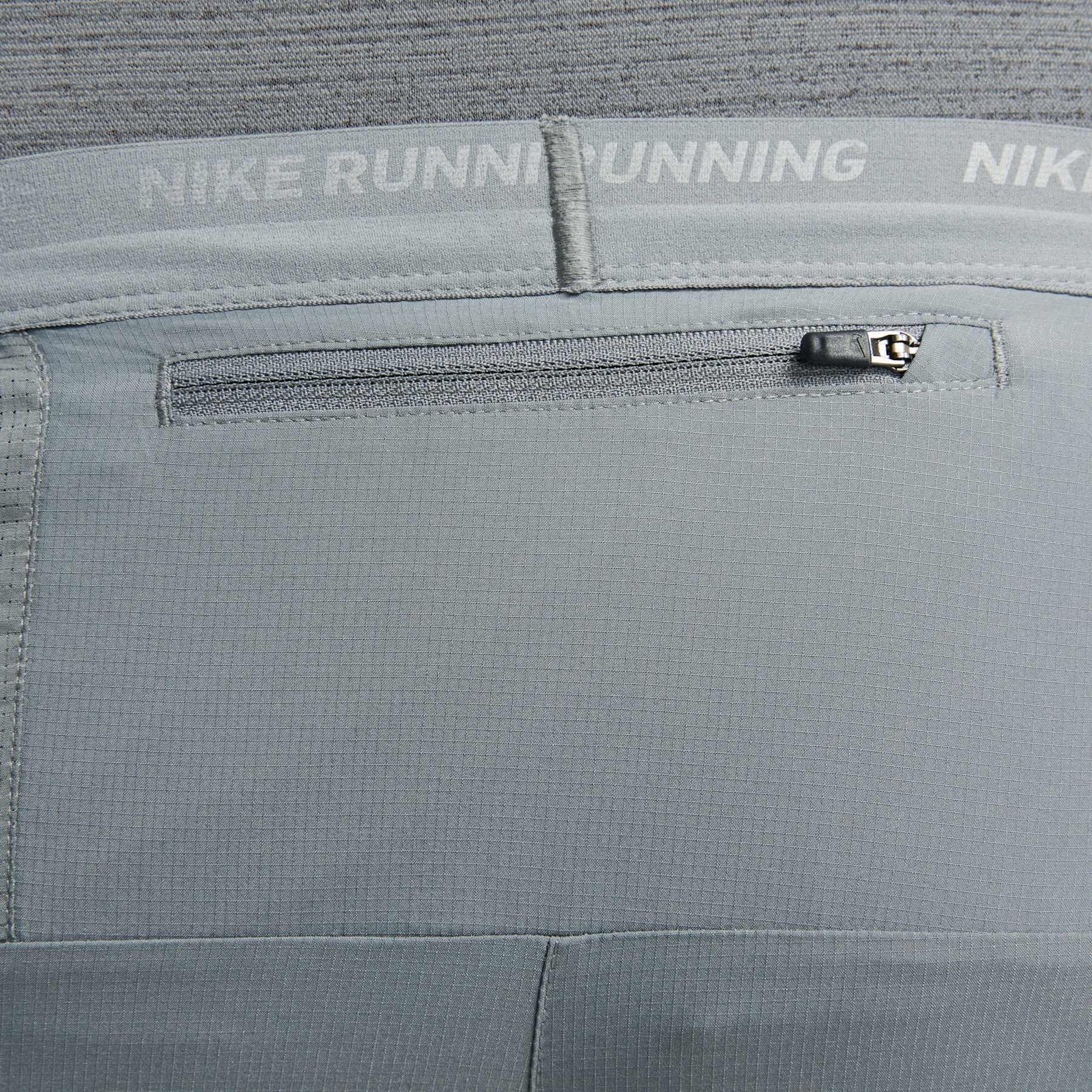 Shorts Nike Dri-FIT Stride Masculino - Foto 14
