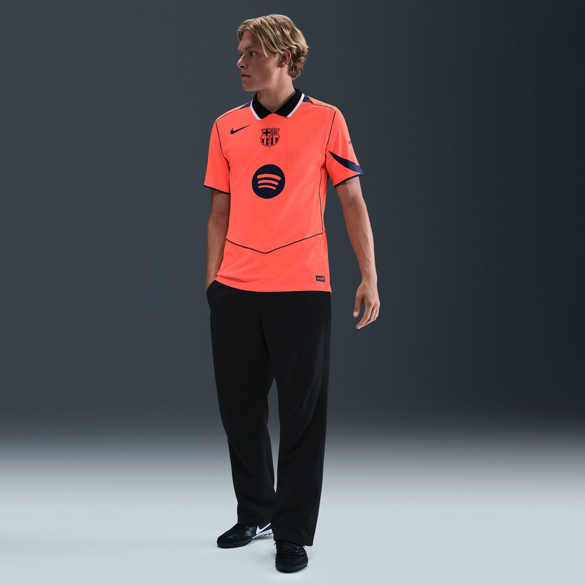 Camisa Barcelona Nike Total 90 III 2025/26 Jogador Masculina - Foto 4