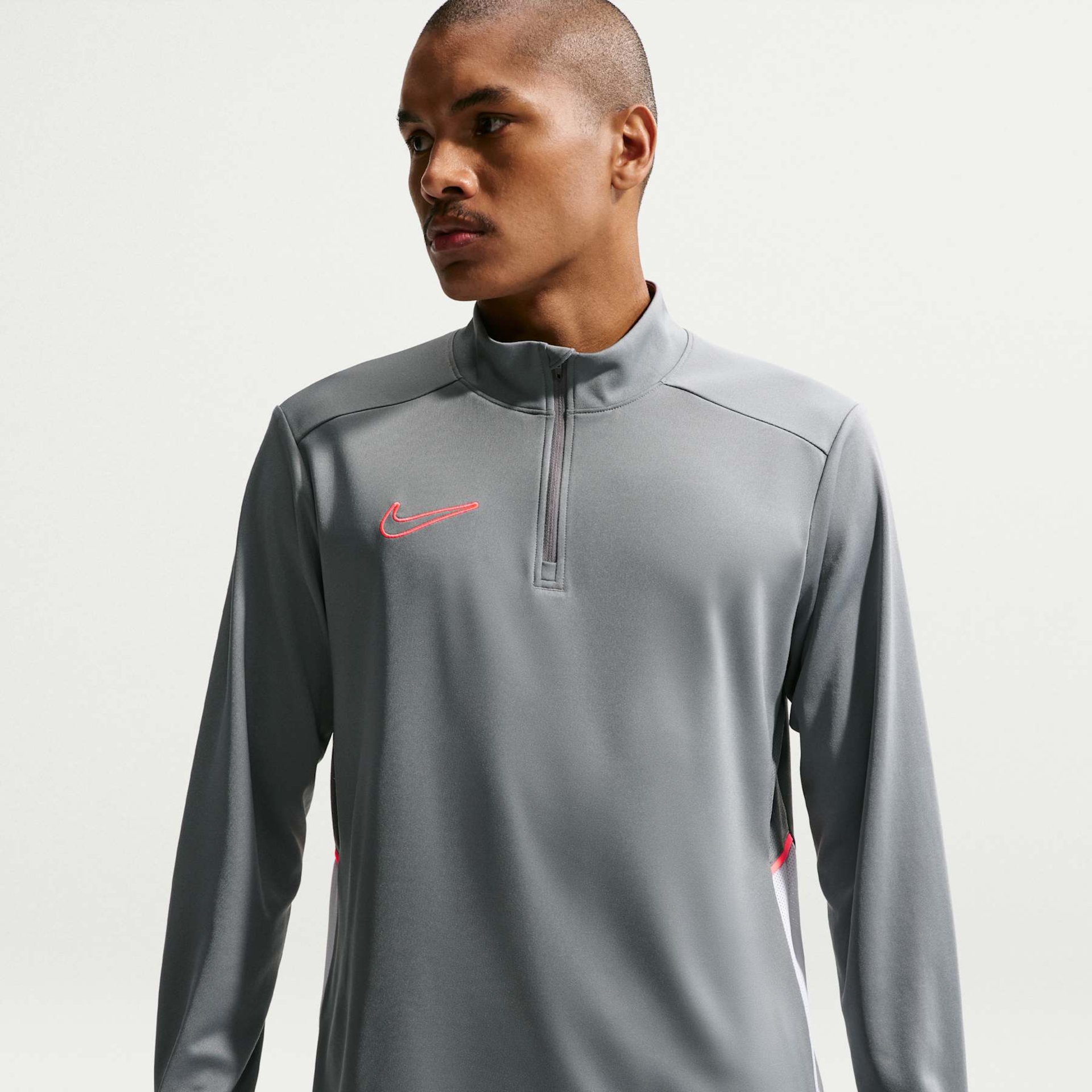 Camiseta Nike Dri-FIT Academy Pro Masculina - Foto 1