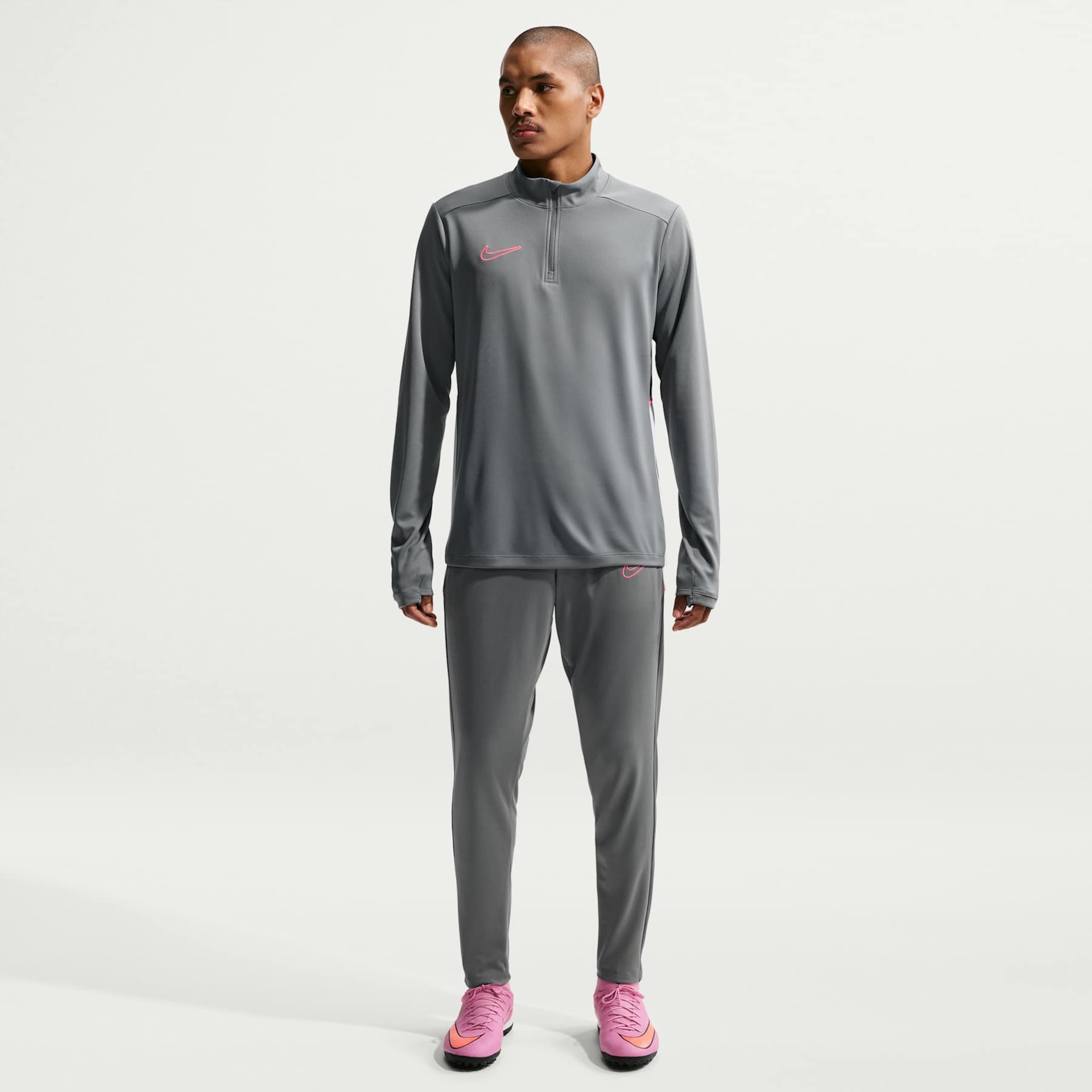 Camiseta Nike Dri-FIT Academy Pro Masculina - Foto 4