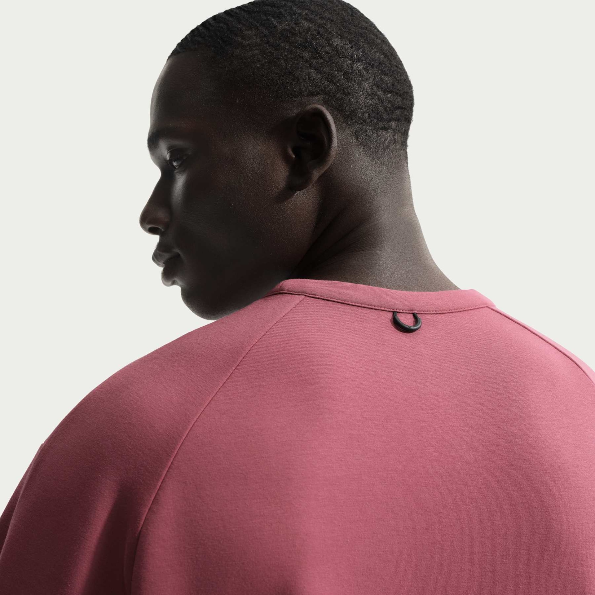 Blusão Nike Dri-FIT Is Crew 24.7 Masculino - Foto 2