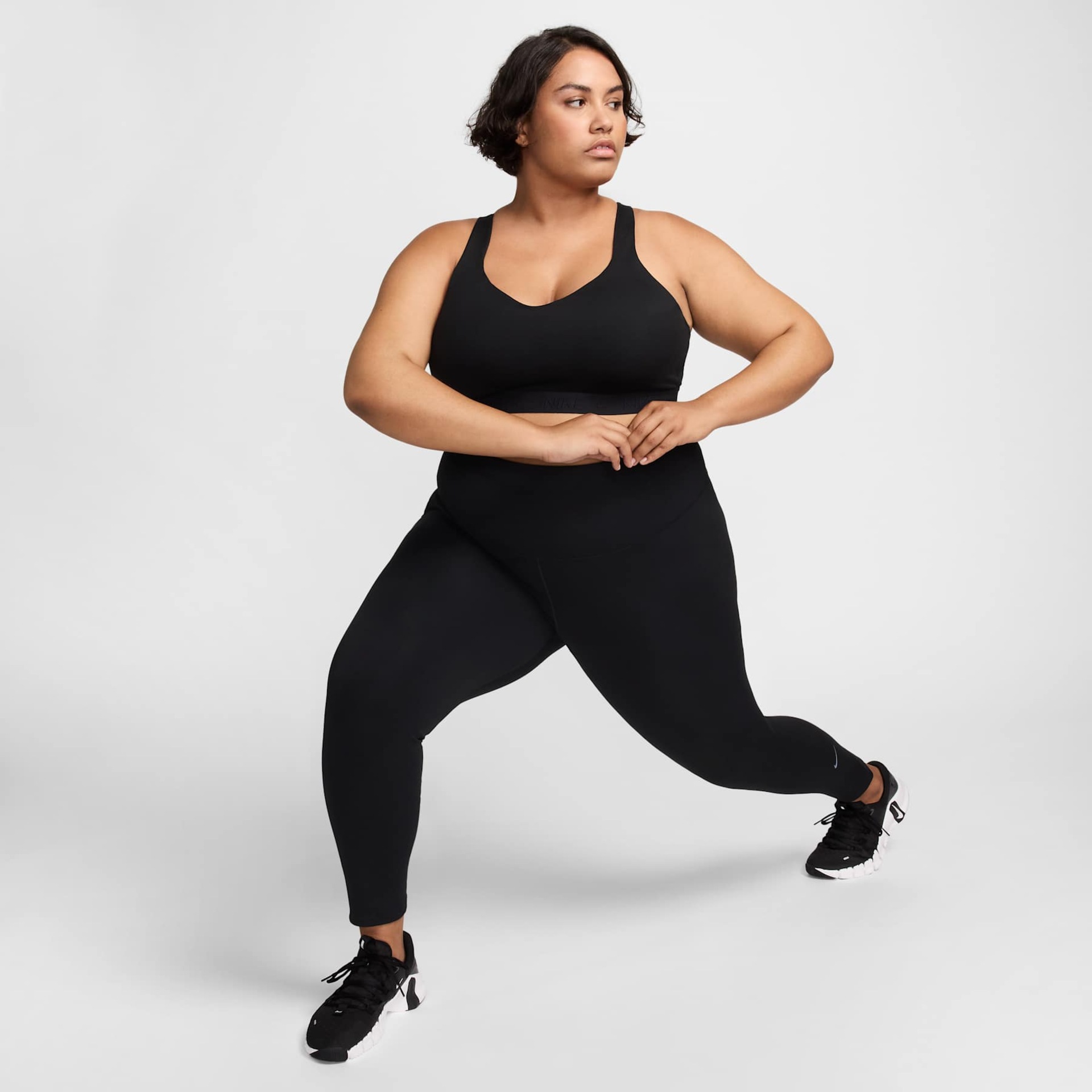 Plus Size - Top Nike Dri-FIT Indy Feminino - Foto 8