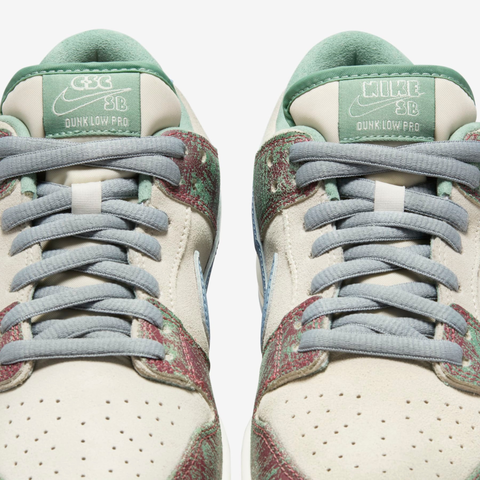 Tênis Nike SB Dunk Low x Crenshaw Skate Club Masculino - Foto 9