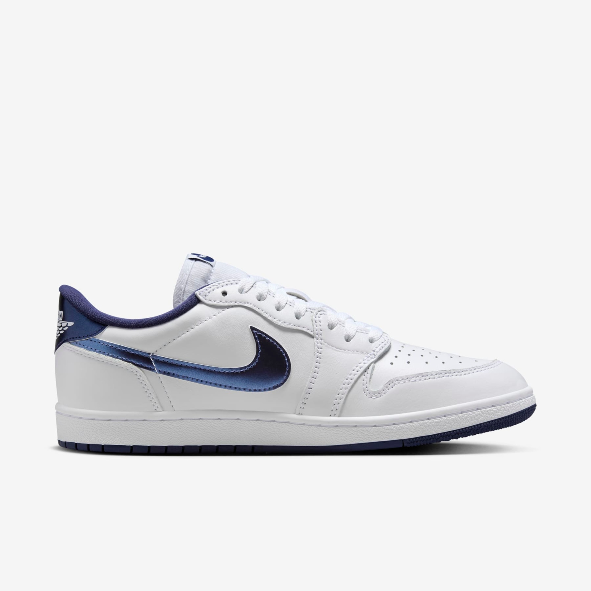 Tênis Air Jordan 1 Low Masculino - Foto 3