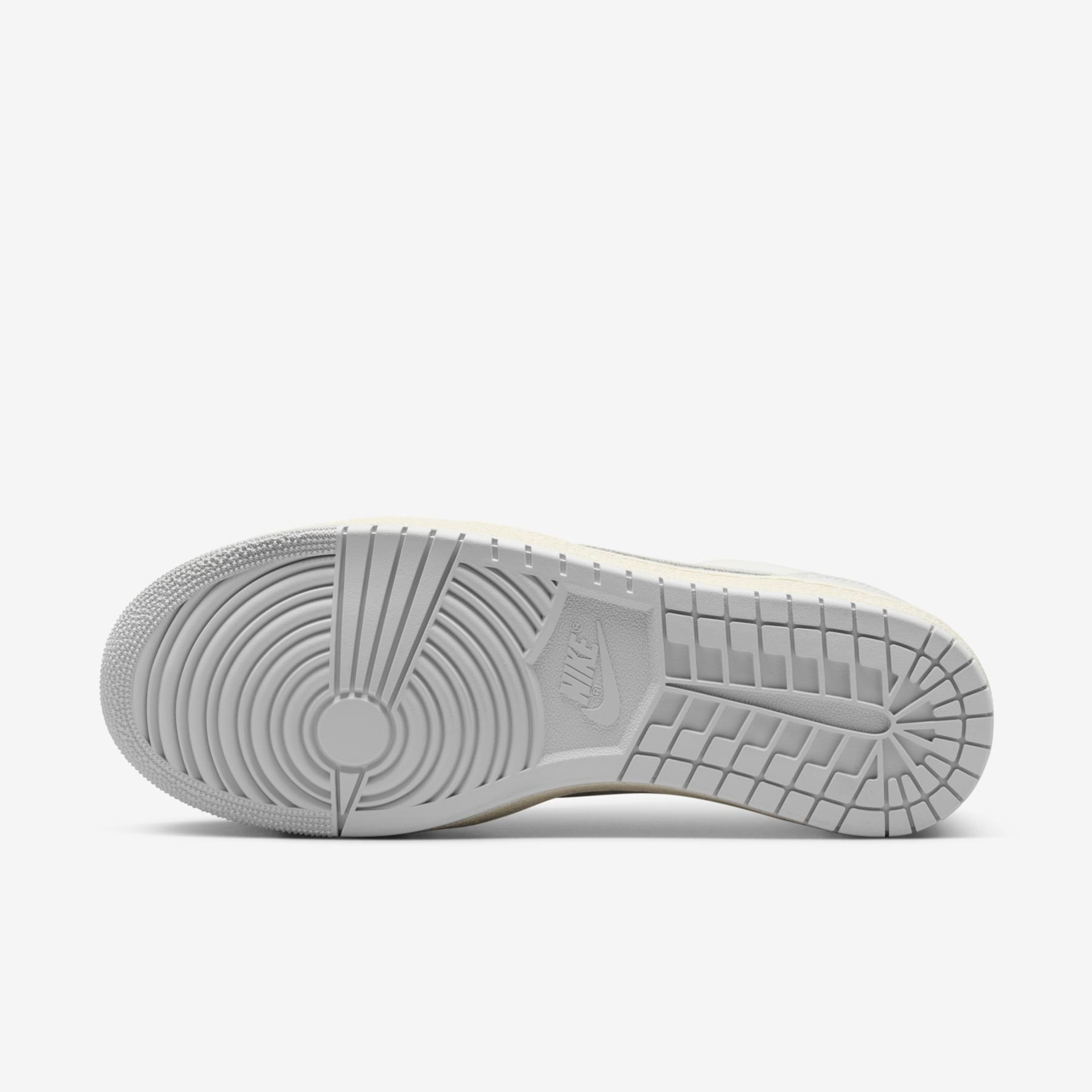 Tênis Air Jordan 1 Low Masculino - Foto 2