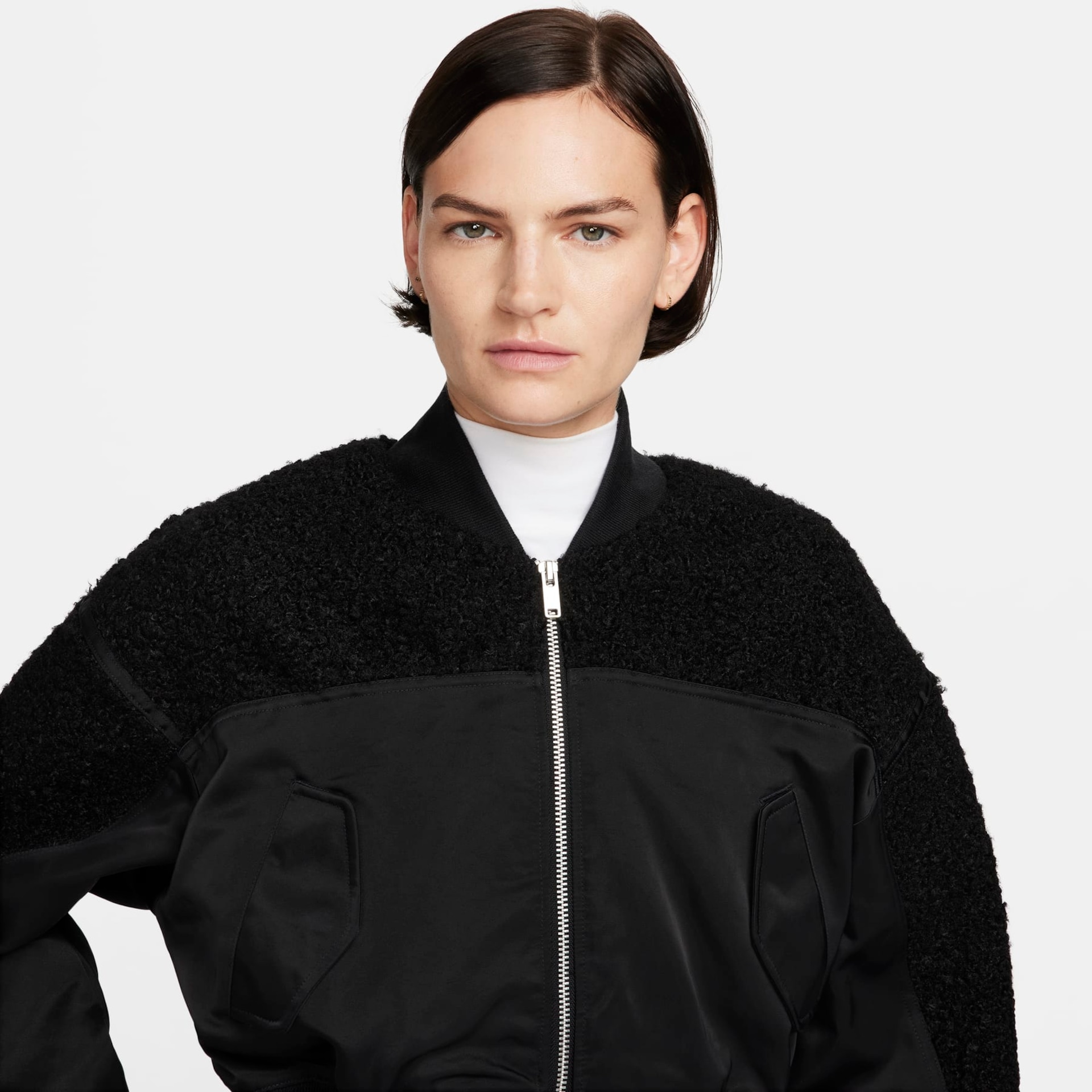 Jaqueta NikeSportswear Bomber Sherpa Feminina - Foto 3