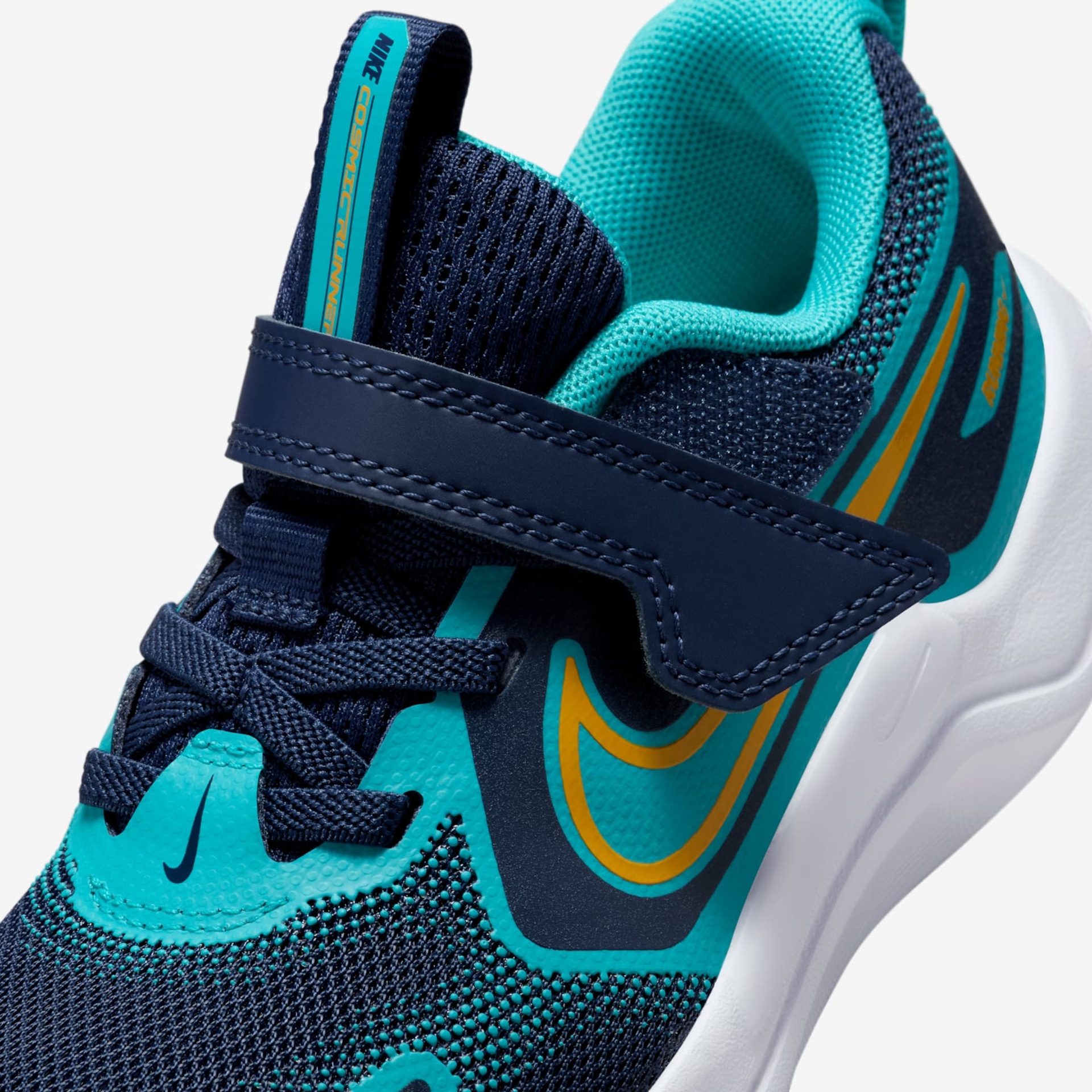 Tênis Nike Cosmic Runner Infantil - Foto 7