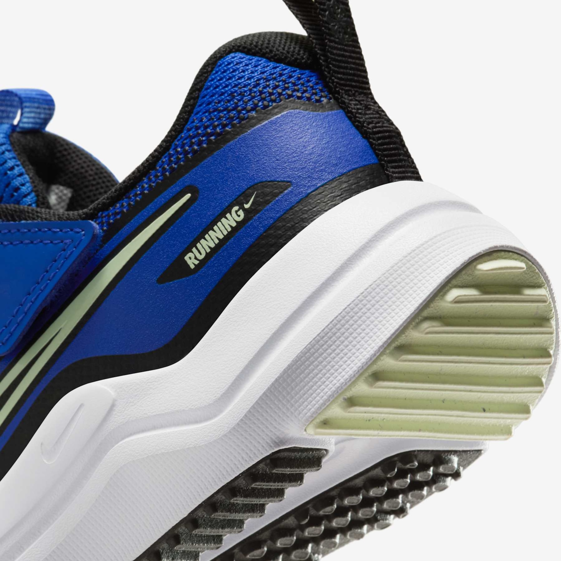 Tênis Nike Cosmic Runner Infantil - Foto 8