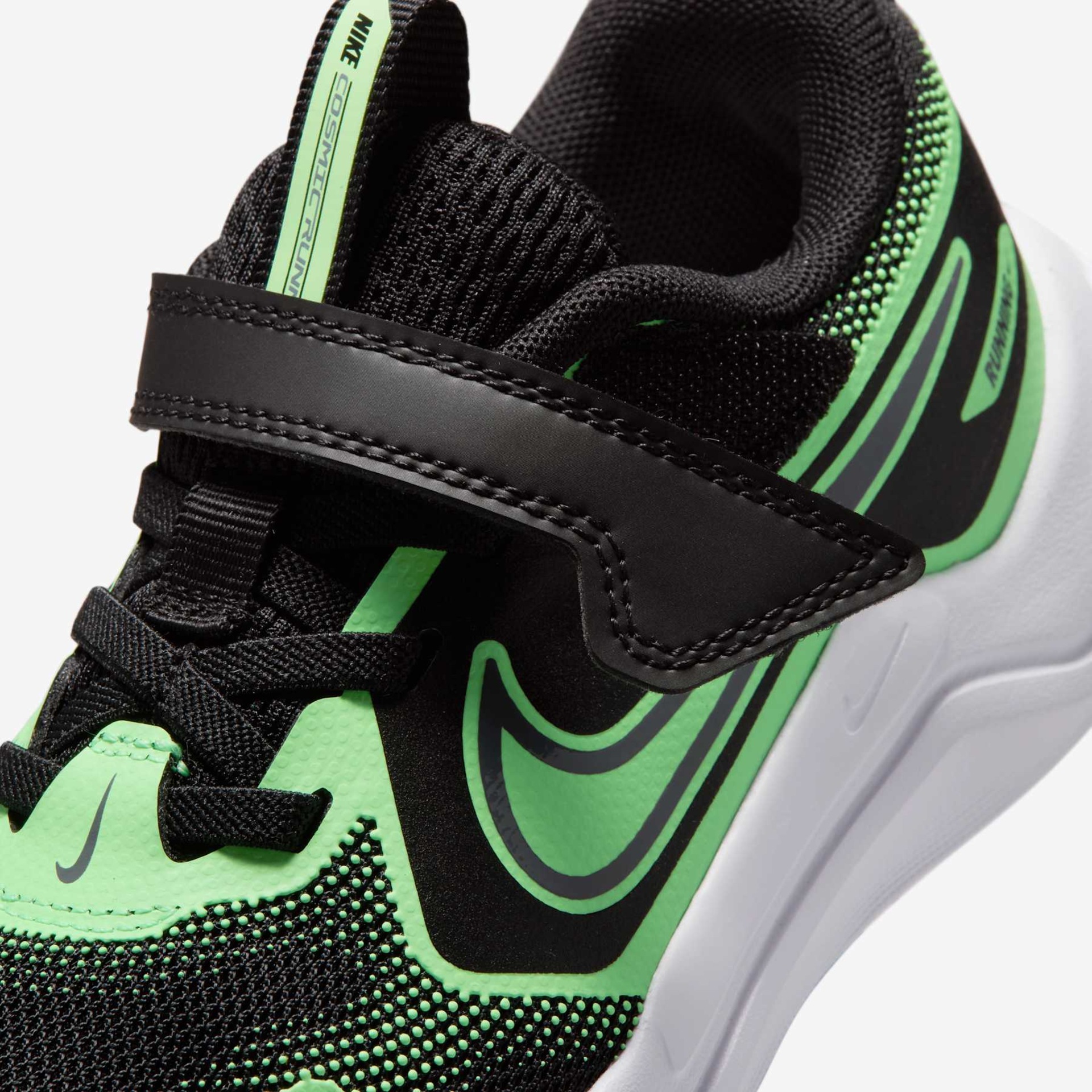 Tênis Nike Cosmic Runner Infantil - Foto 7